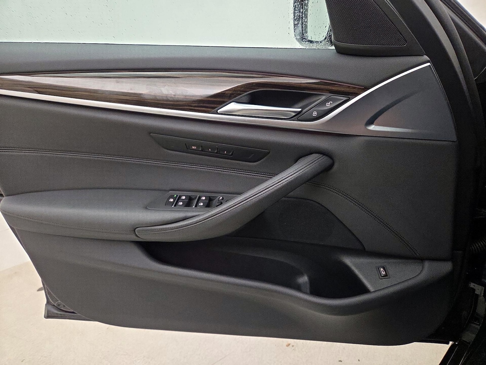 2019 BMW 5 Series 530i - Photo 13