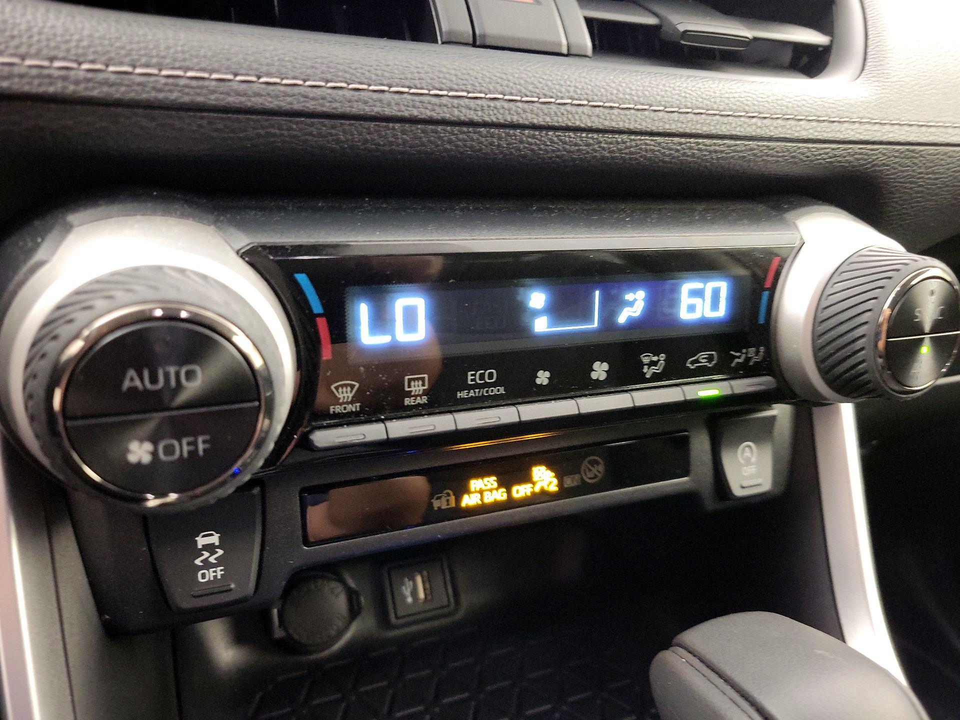Thumbnail: 2025 Toyota RAV4 - 16