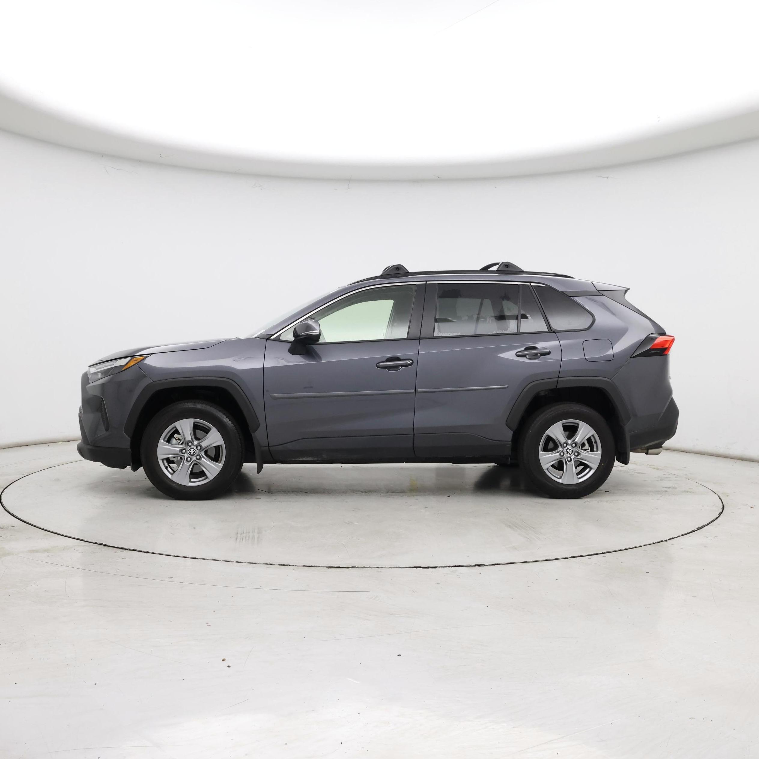 Thumbnail: 2025 Toyota RAV4 - 3