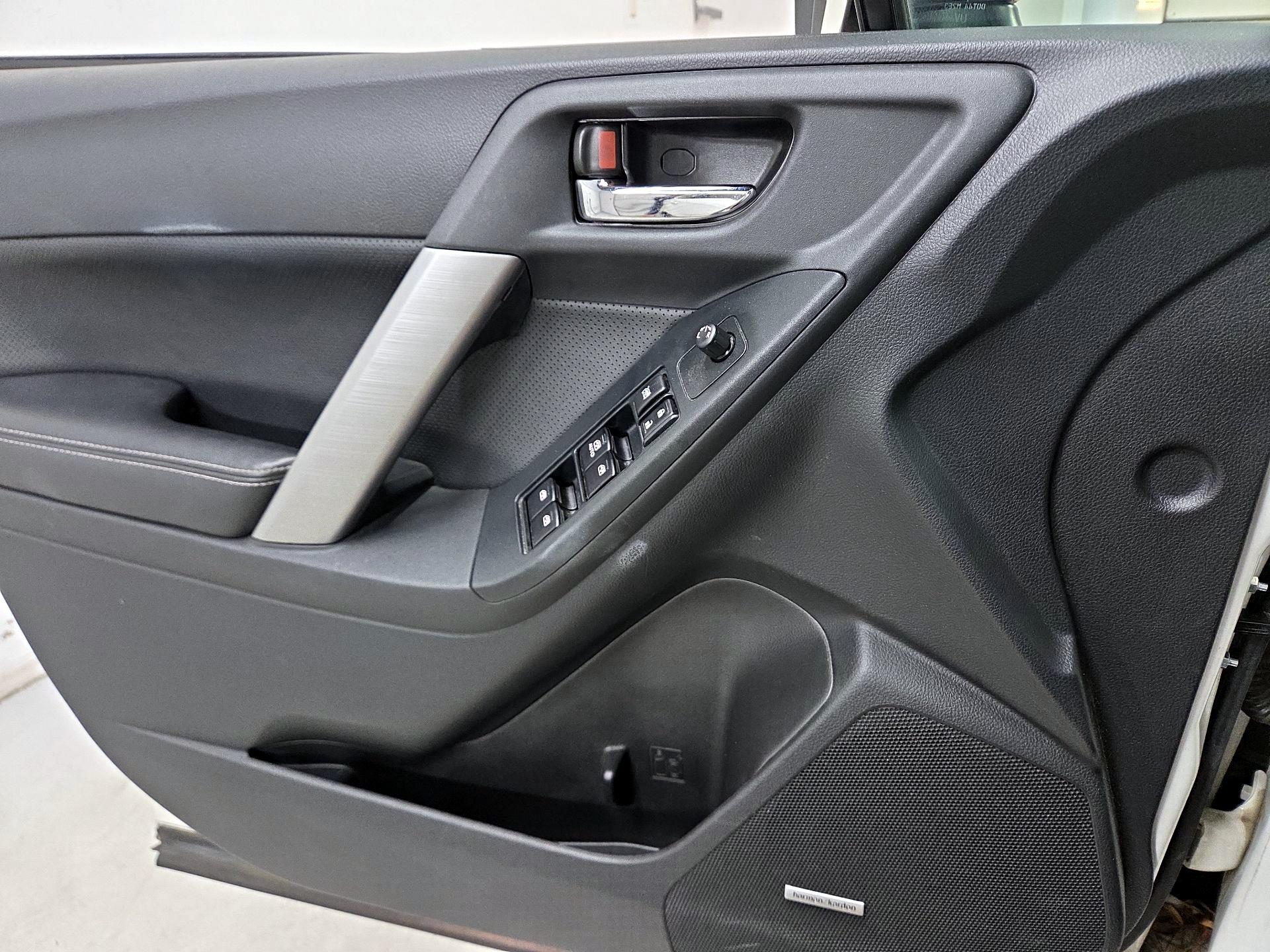 Thumbnail: 2014 Subaru Forester - 12