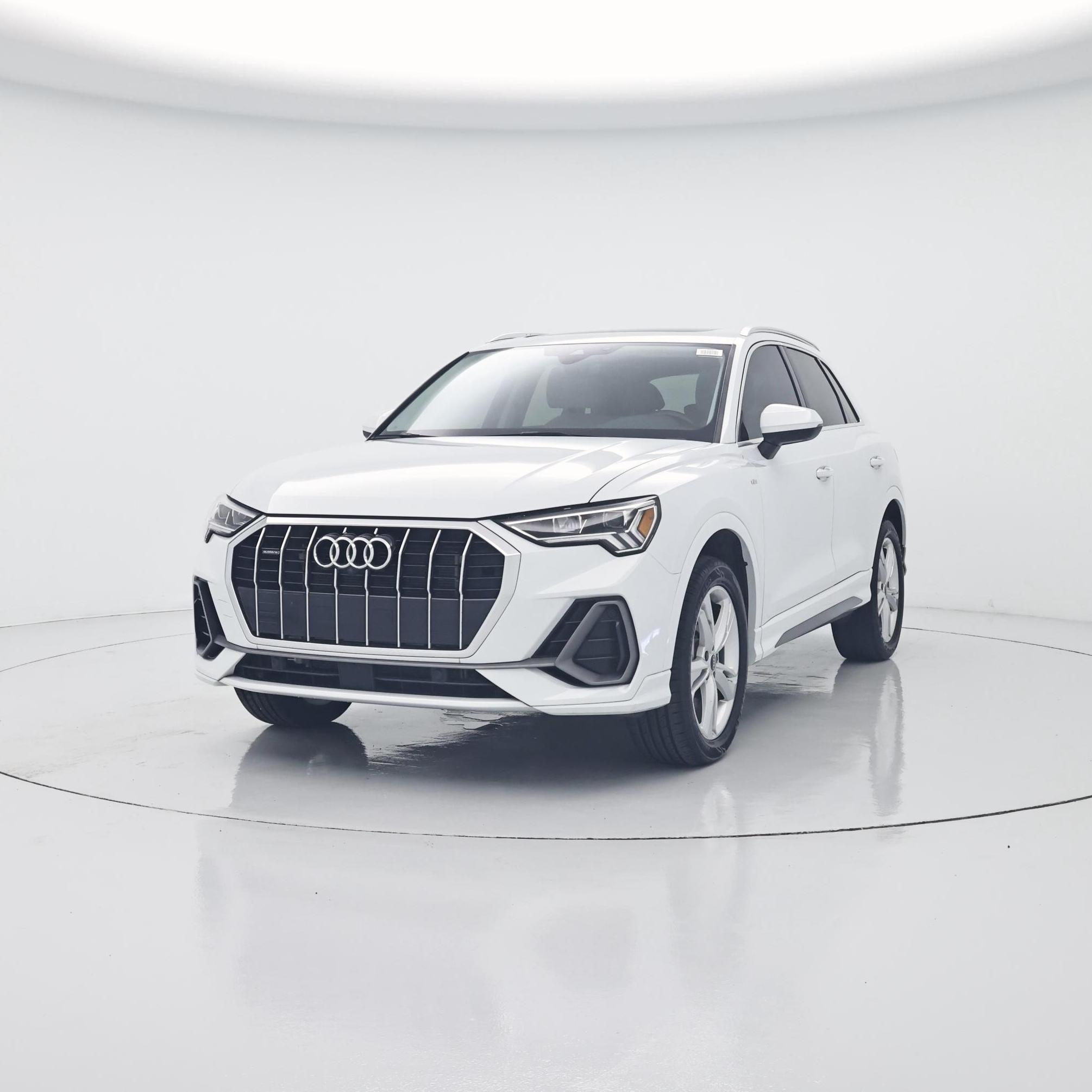 Thumbnail: 2022 Audi Q3 - 4