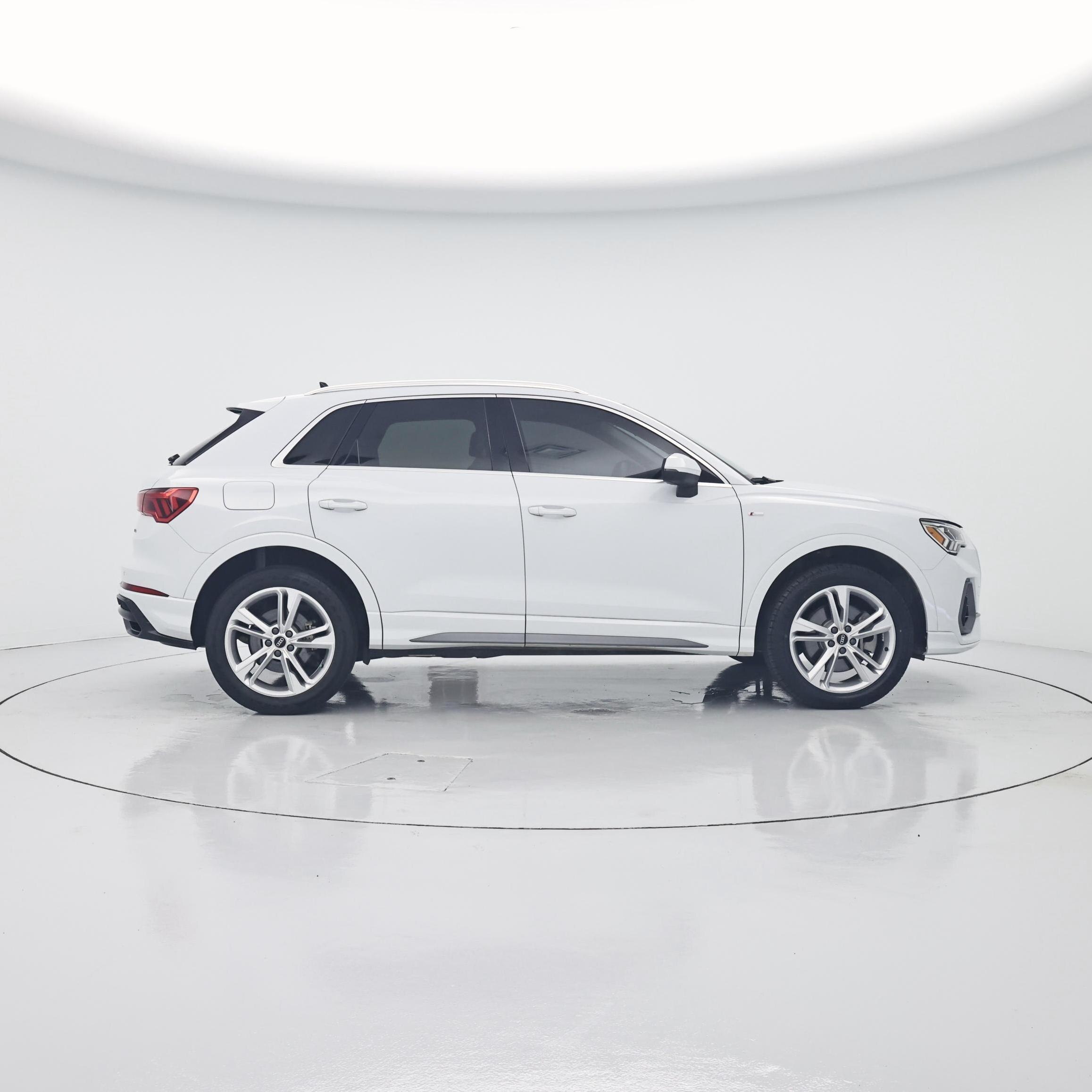 Thumbnail: 2022 Audi Q3 - 7