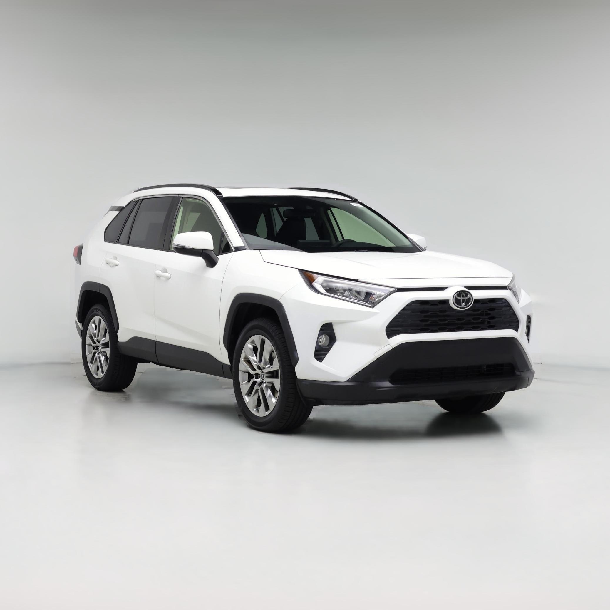 Thumbnail: 2019 Toyota RAV4 - 1