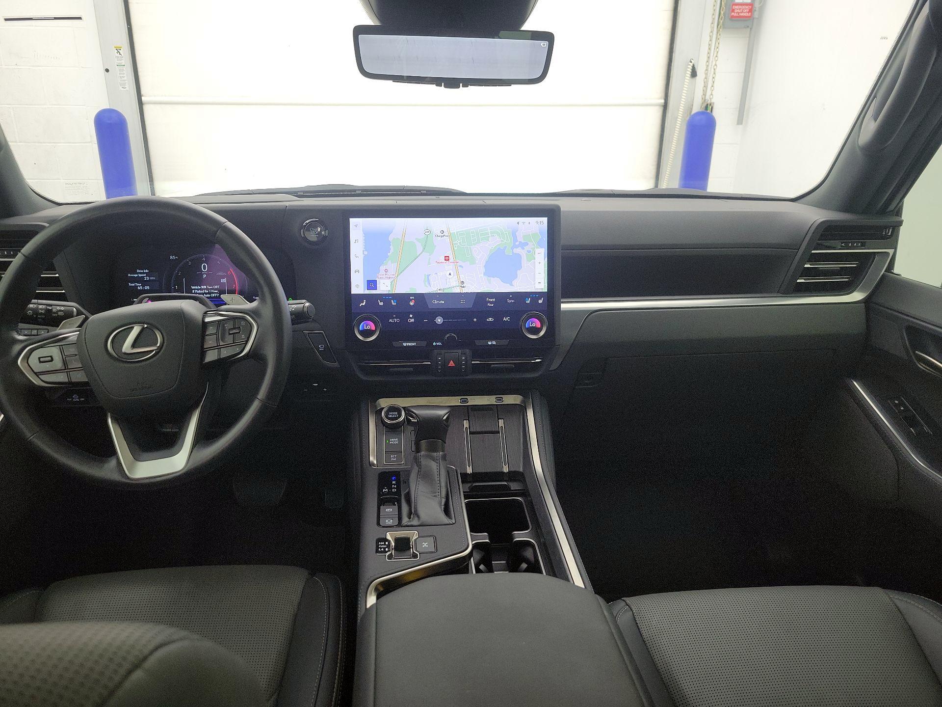 Thumbnail: 2024 Lexus GX - 9