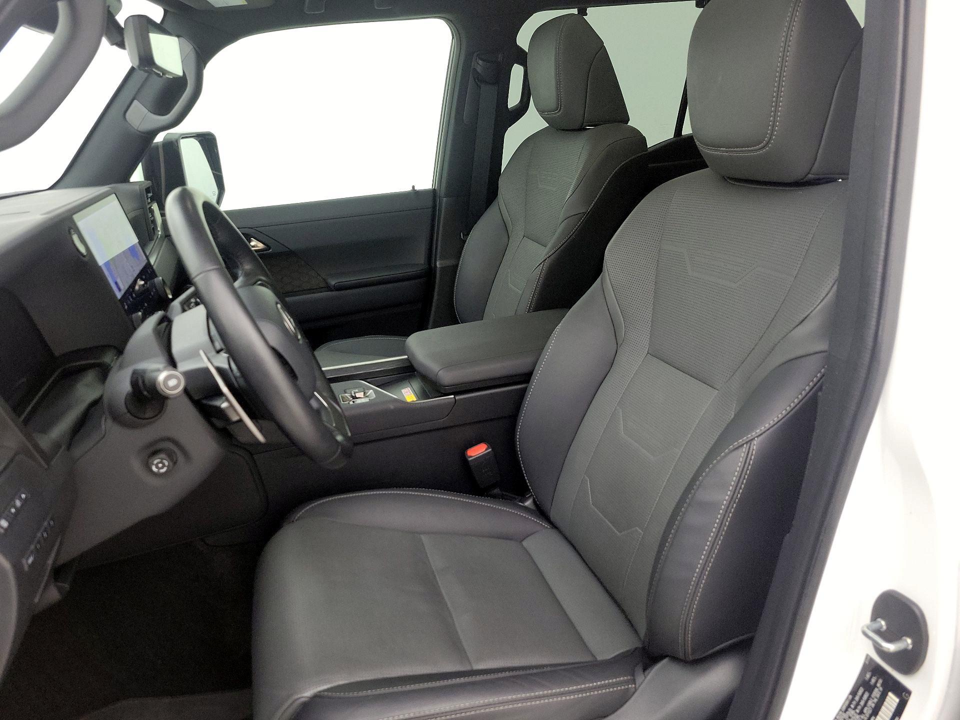 Thumbnail: 2024 Lexus GX - 11