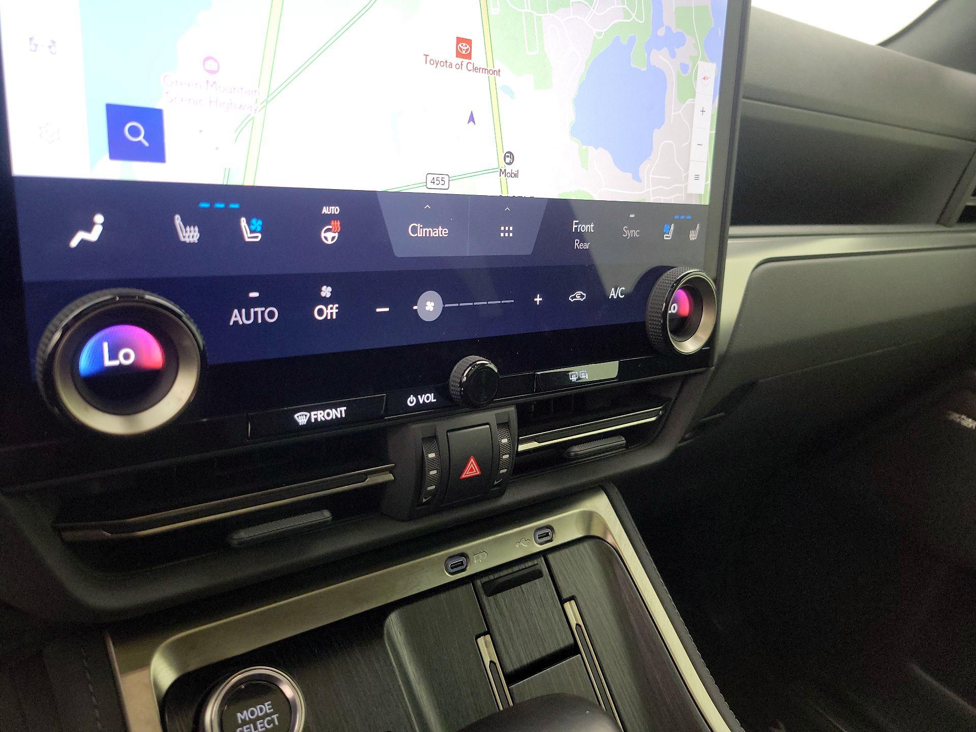 Thumbnail: 2024 Lexus GX - 17