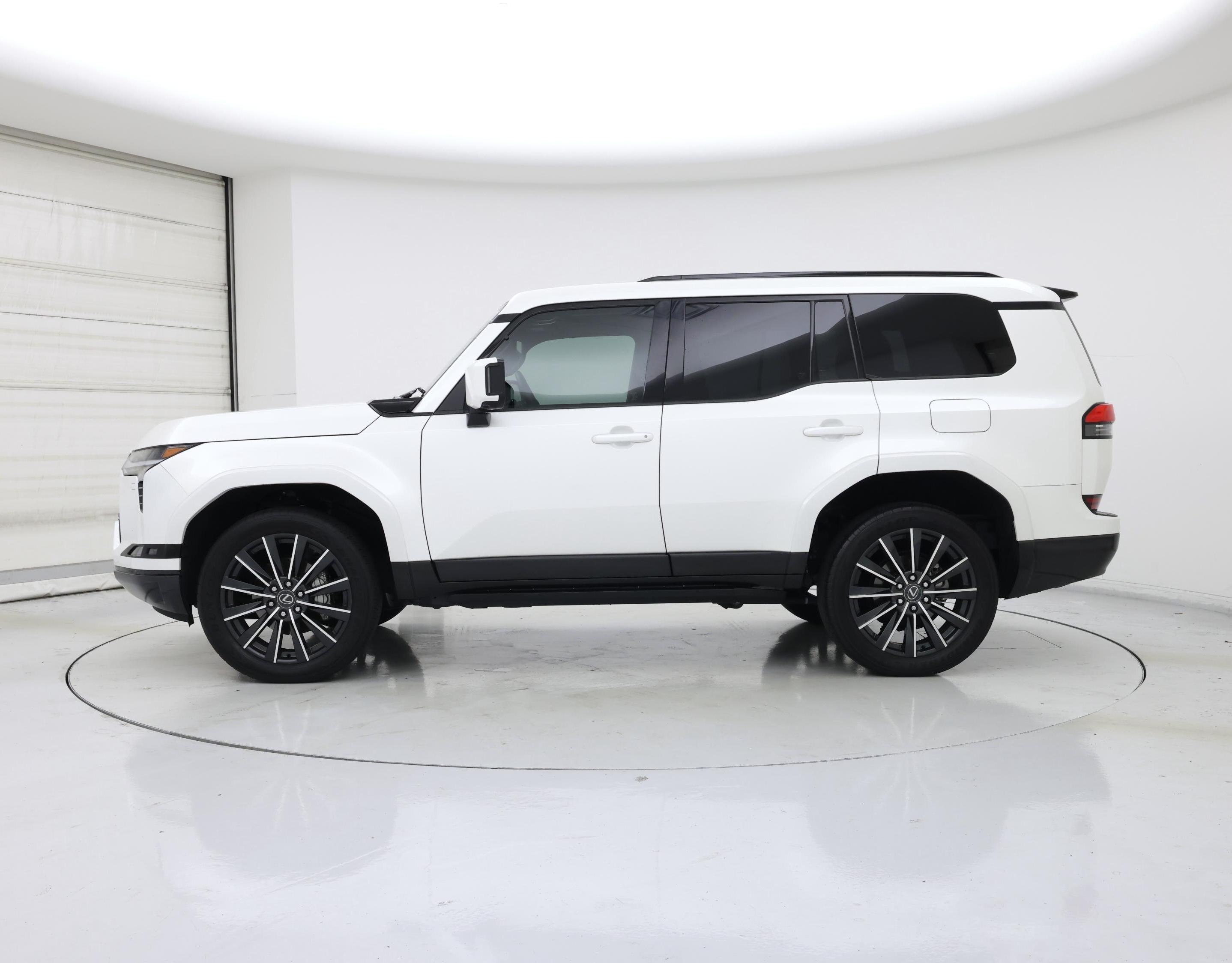 Thumbnail: 2024 Lexus GX - 3
