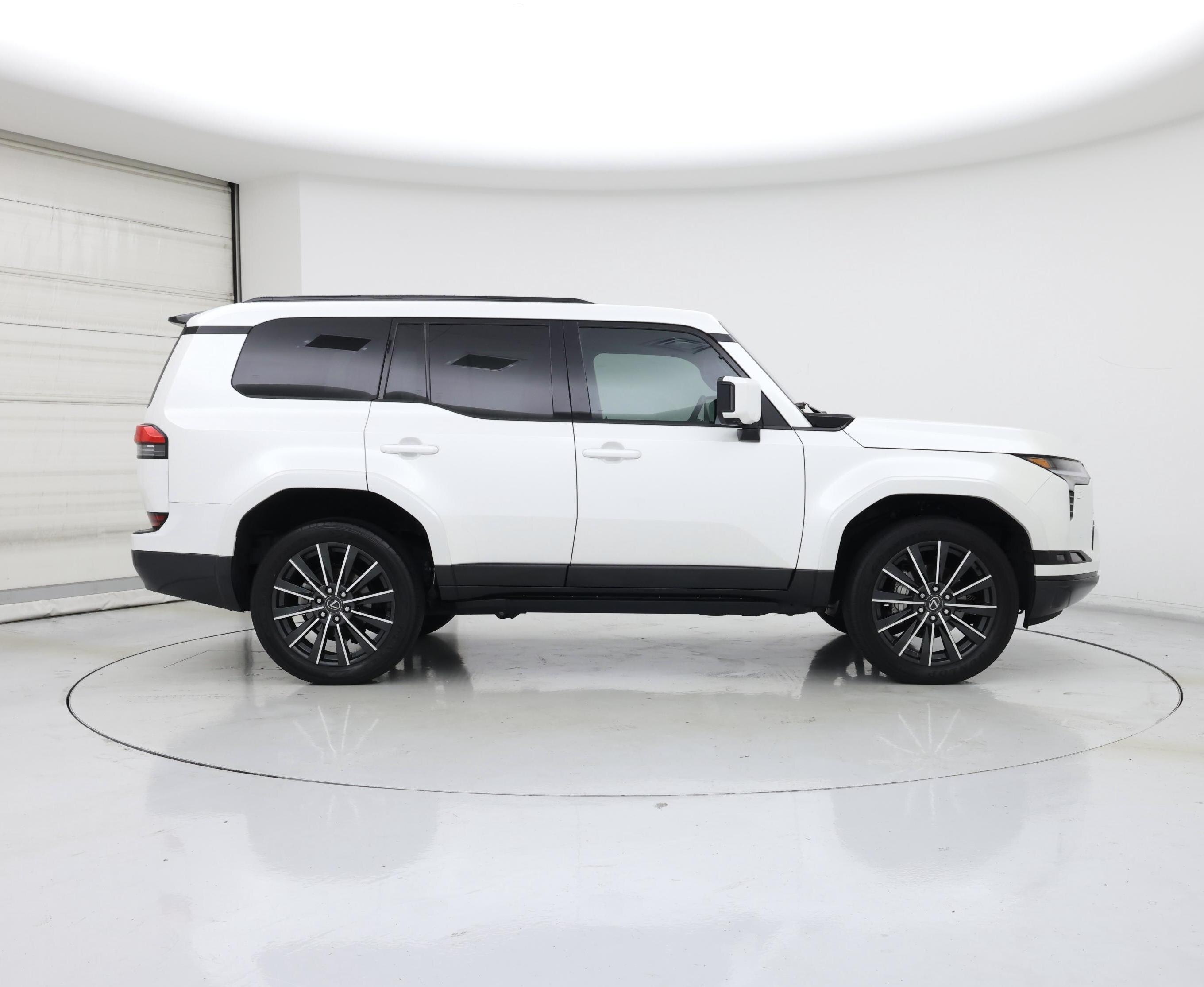 Thumbnail: 2024 Lexus GX - 7
