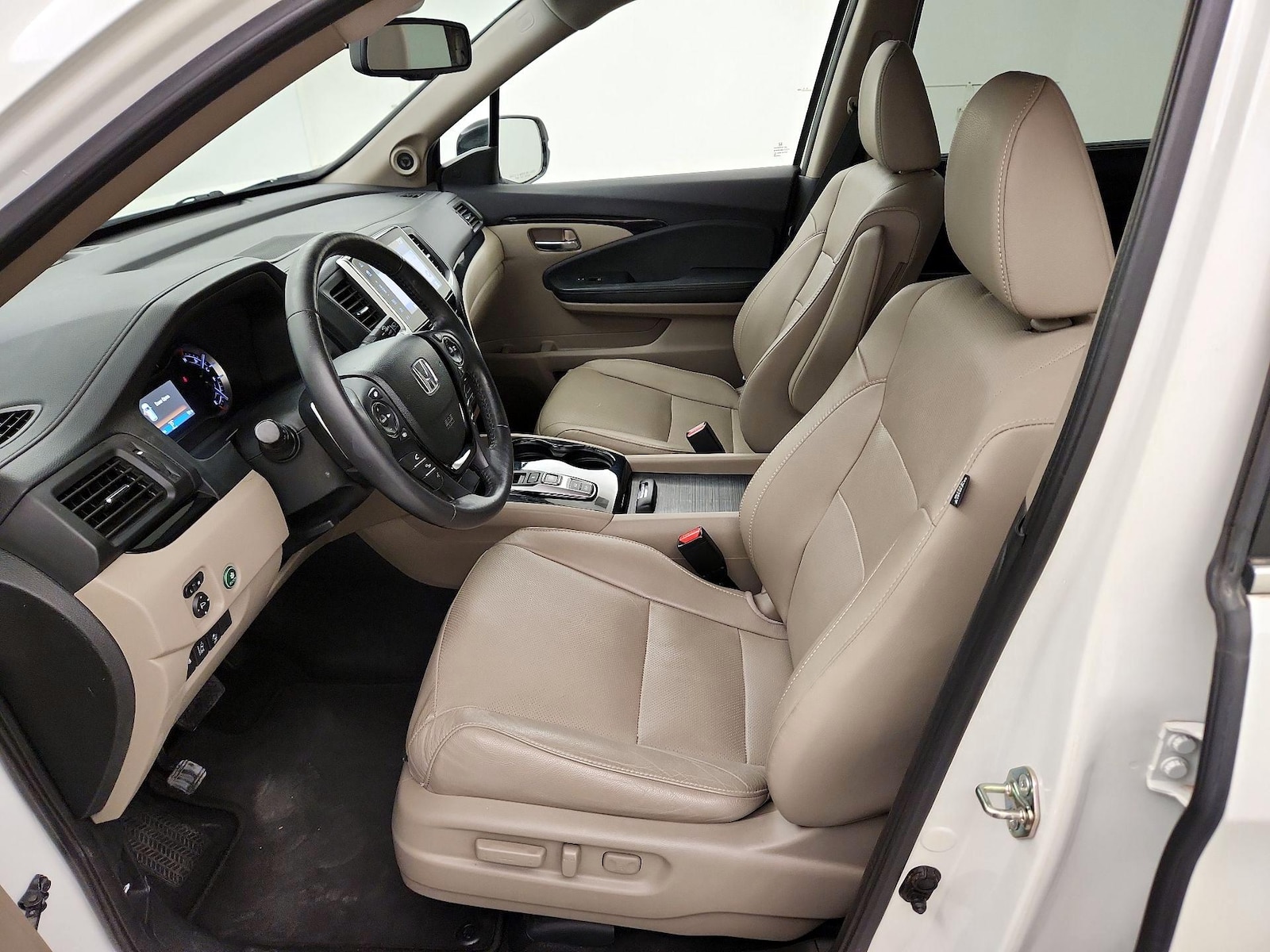 2017 Honda Pilot Elite - Photo 12