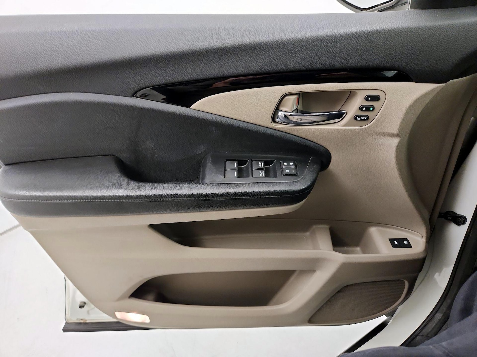 2017 Honda Pilot Elite - Photo 13