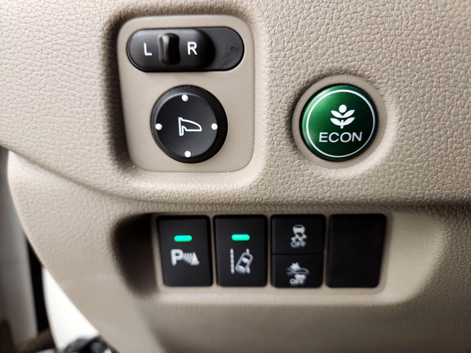 2017 Honda Pilot Elite - Photo 14
