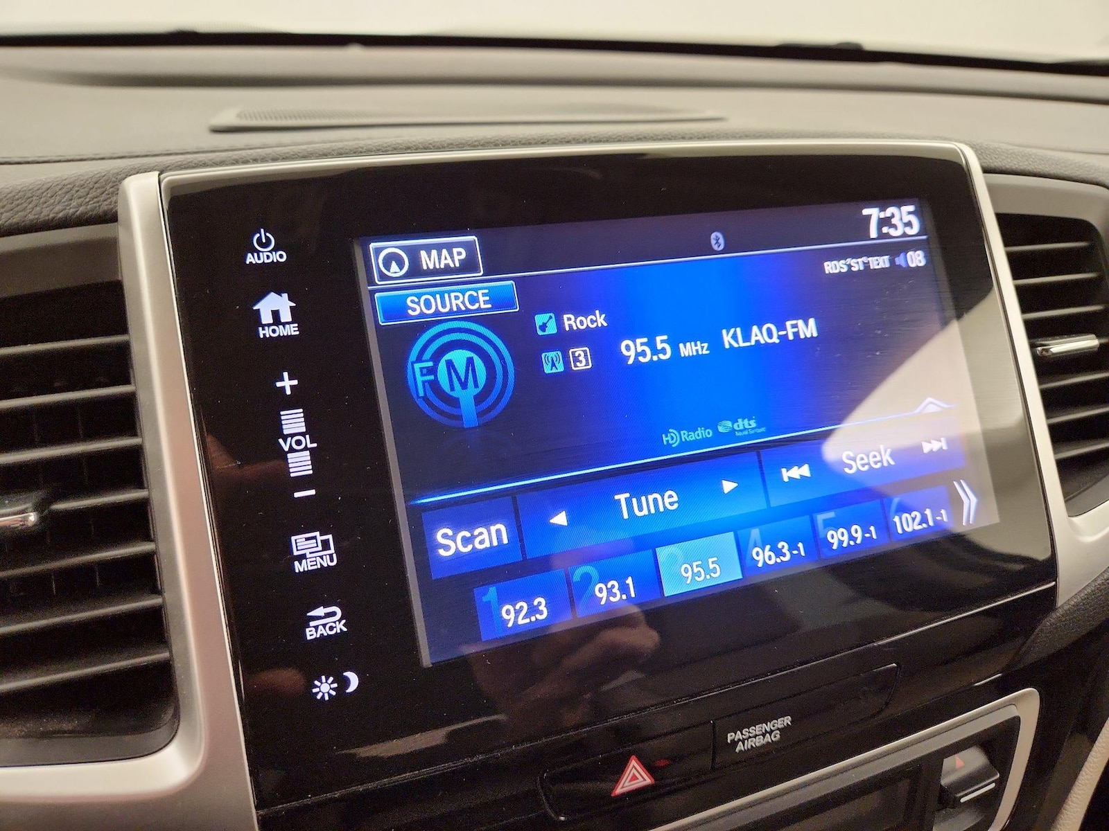2017 Honda Pilot Elite - Photo 17