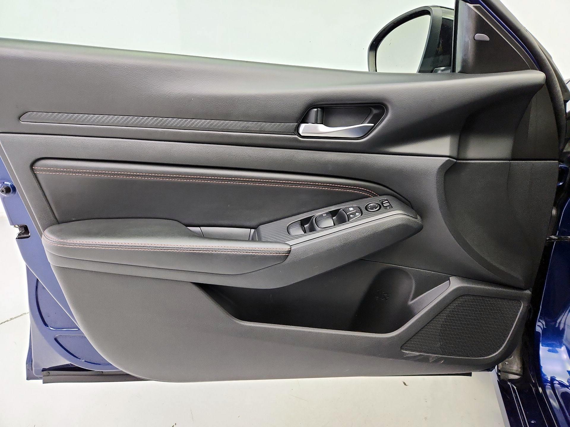 Thumbnail: 2020 Nissan Altima - 12