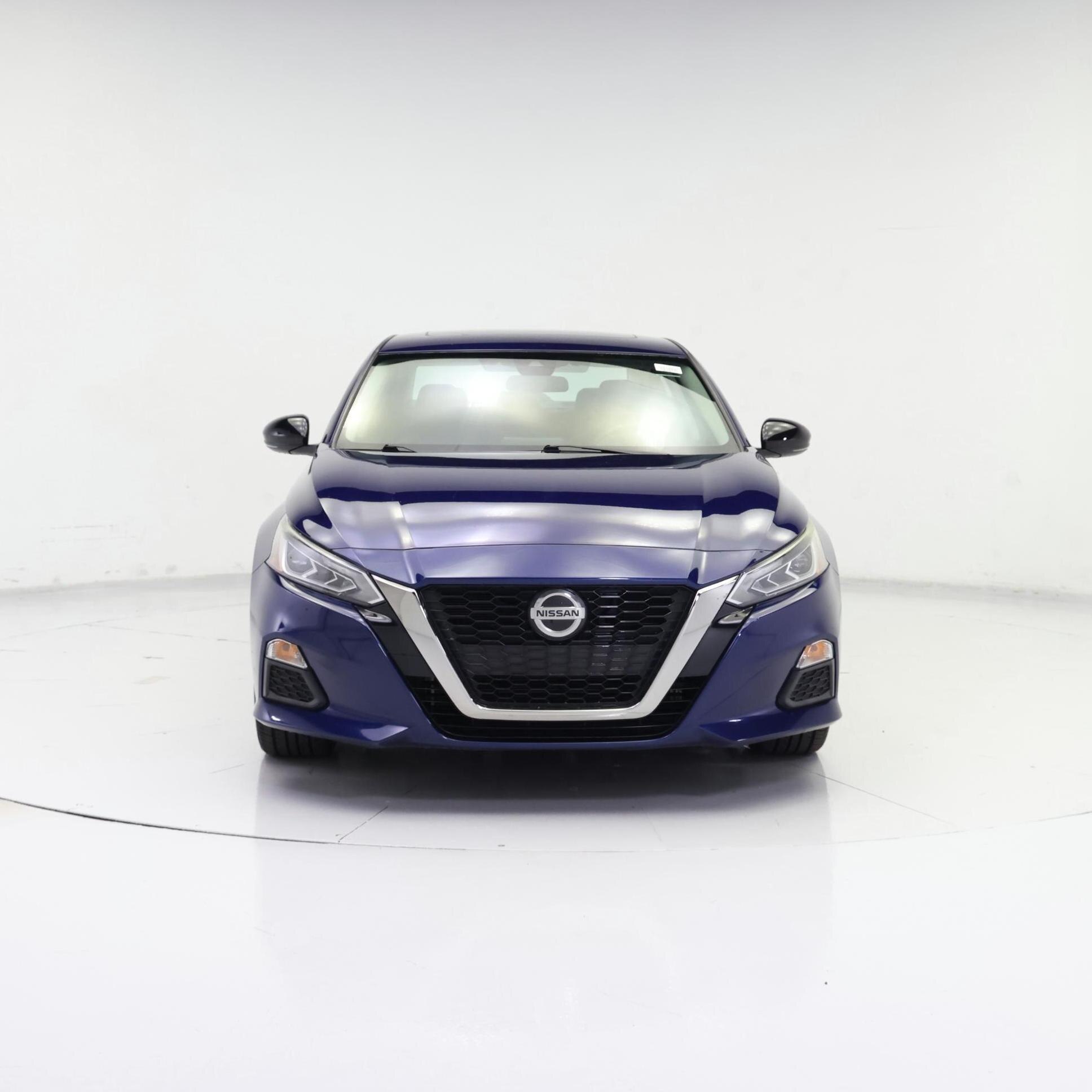 Thumbnail: 2020 Nissan Altima - 5