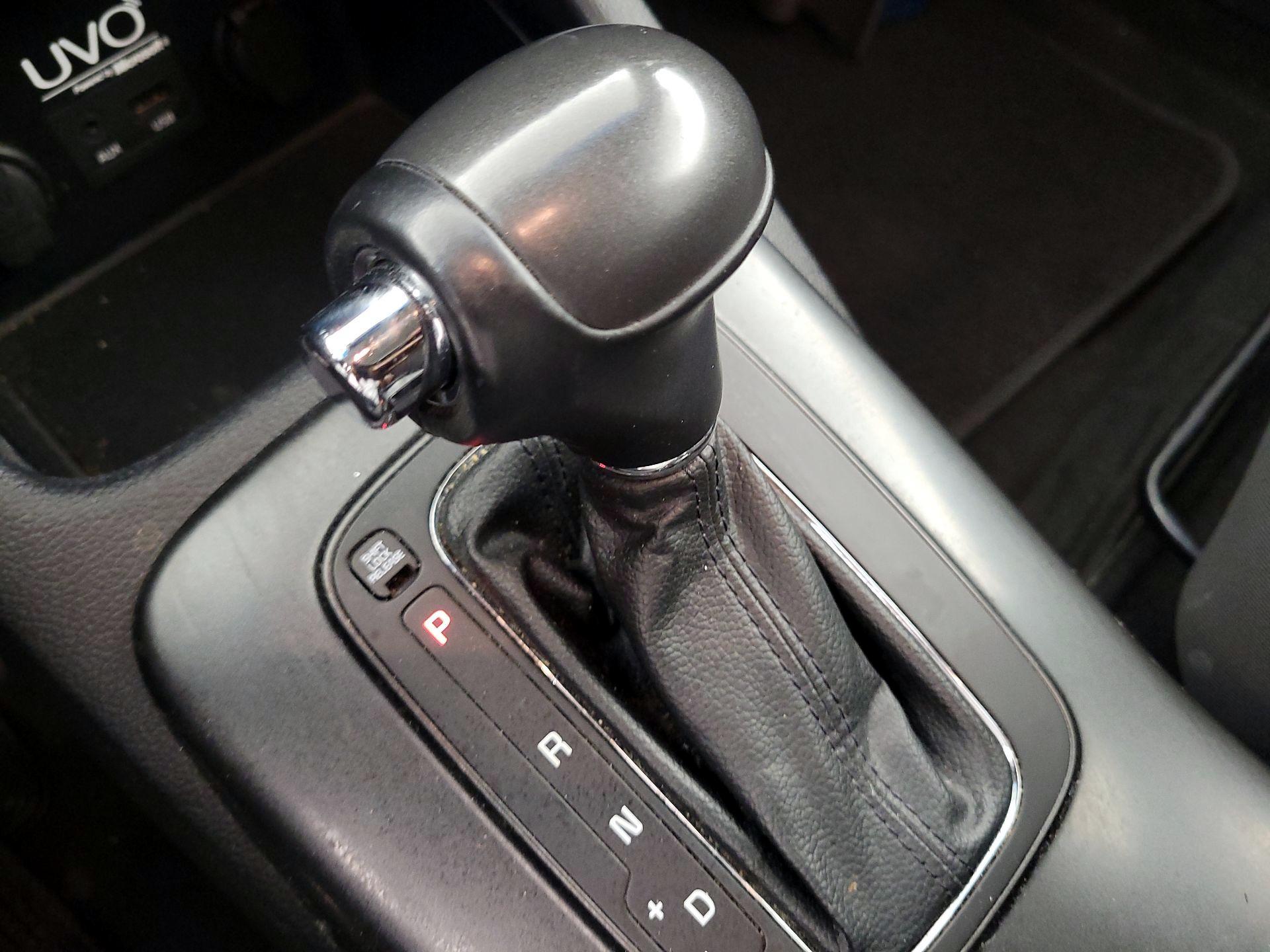 Thumbnail: 2014 Kia Forte - 15