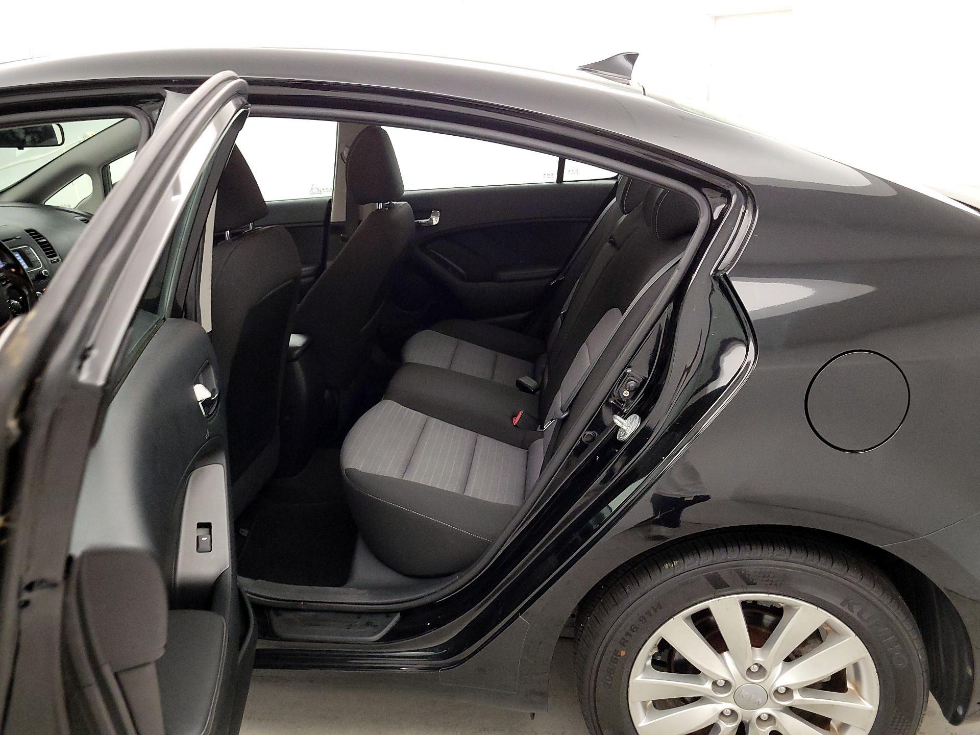 Thumbnail: 2014 Kia Forte - 17