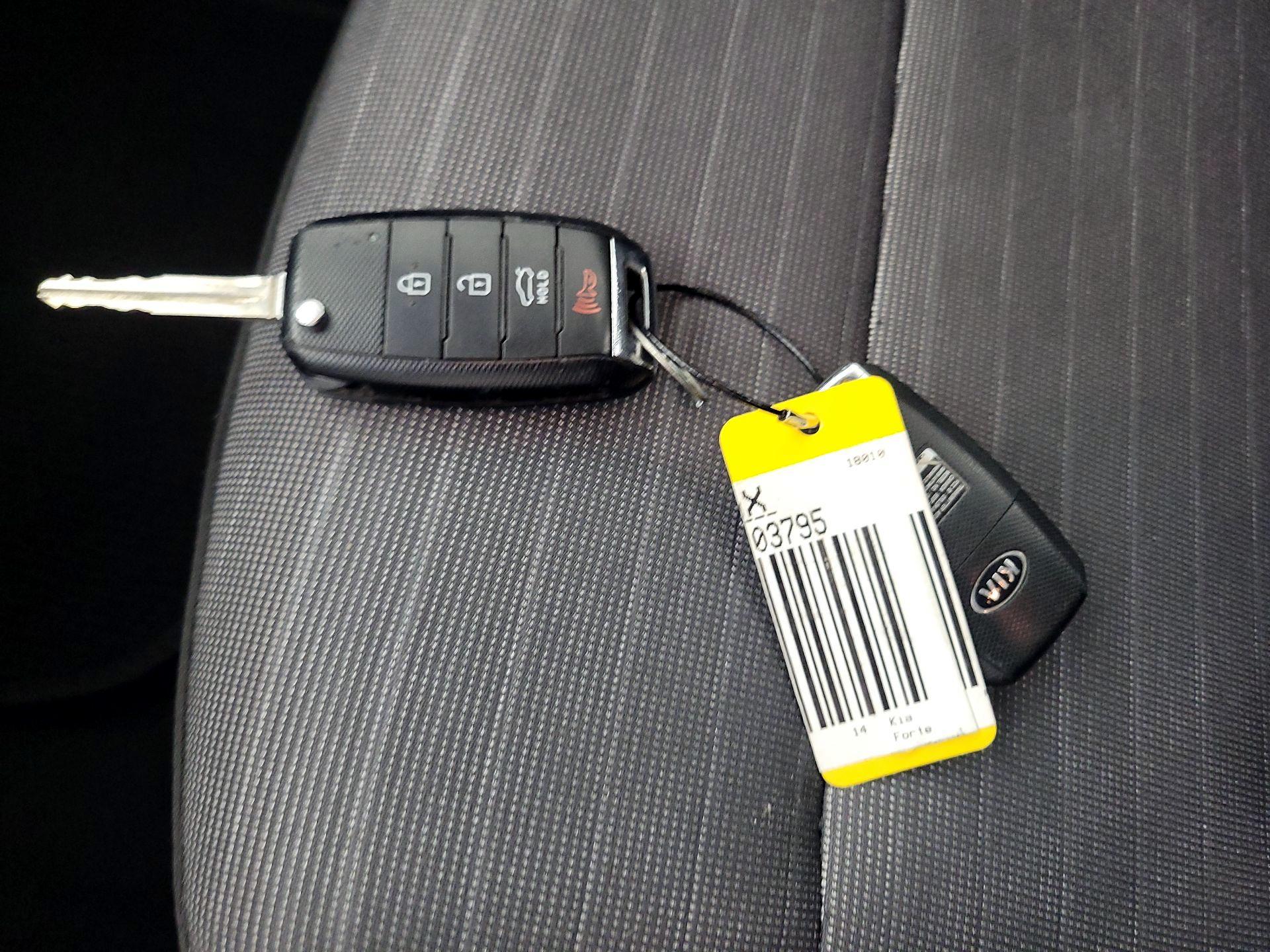 Thumbnail: 2014 Kia Forte - 20