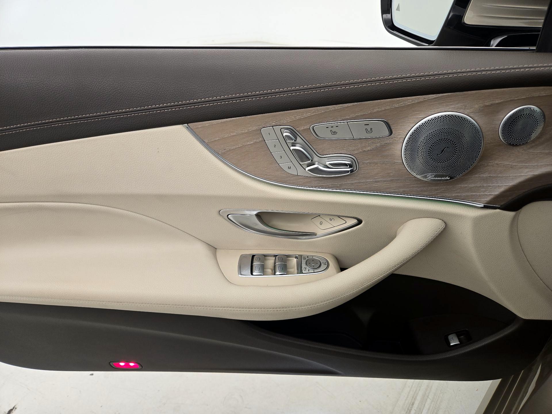 Thumbnail: 2018 Mercedes-Benz E-Class - 12
