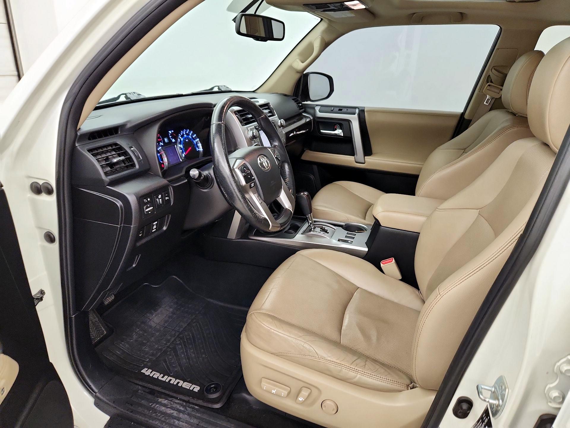 Thumbnail: 2014 Toyota 4Runner - 11