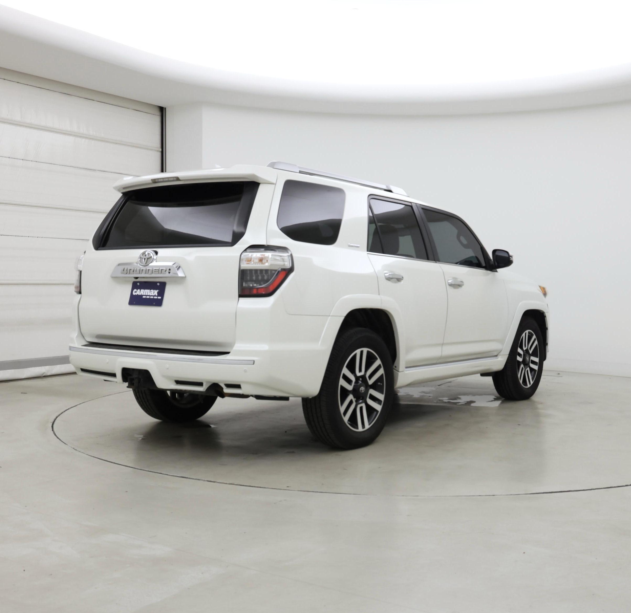 Thumbnail: 2014 Toyota 4Runner - 8