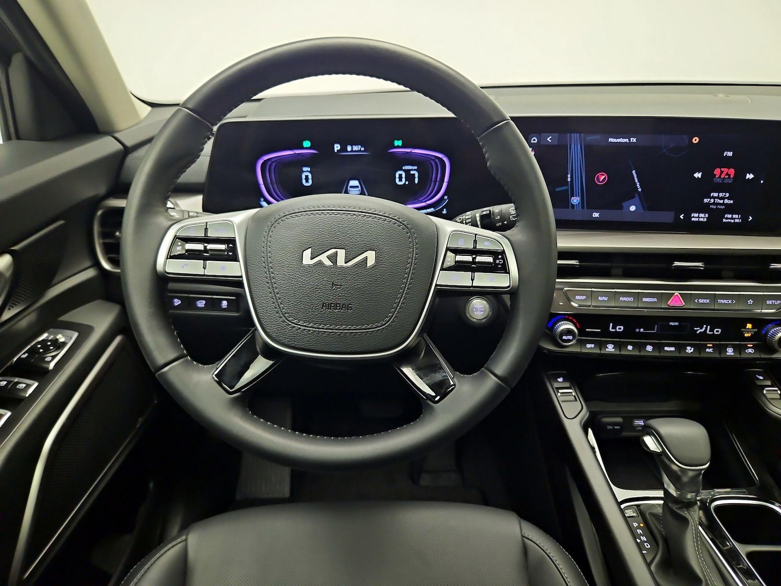 2025 Kia Telluride S - Photo 11