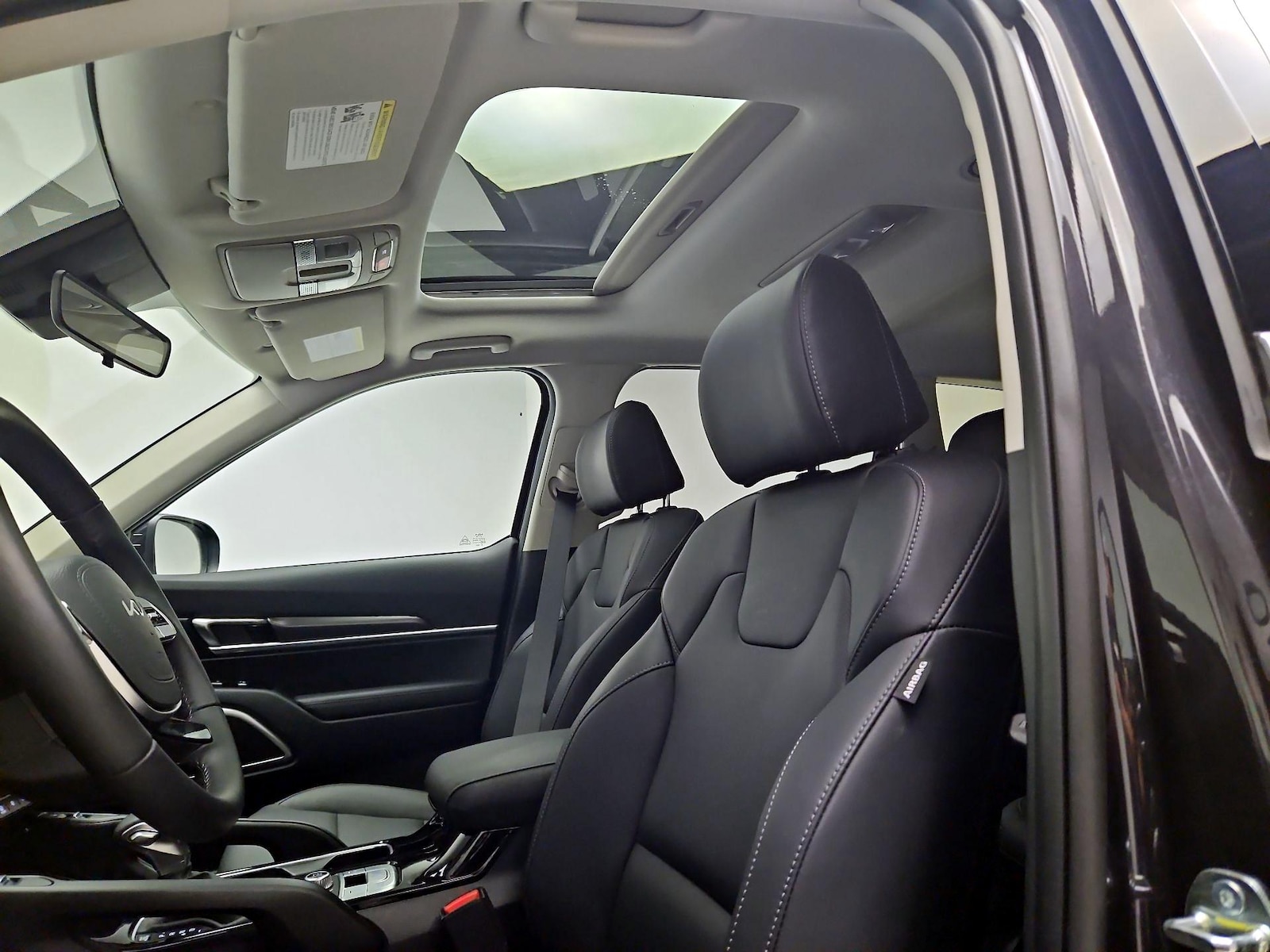 2025 Kia Telluride S - Photo 21