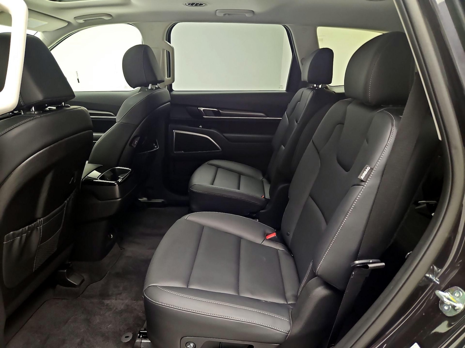 2025 Kia Telluride S - Photo 22