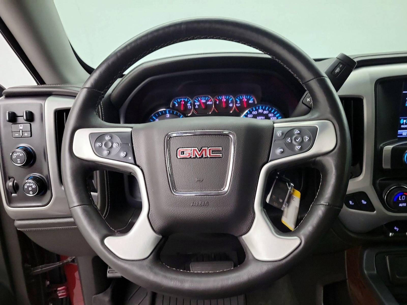 2017 GMC Sierra 1500 SLT - Photo 11