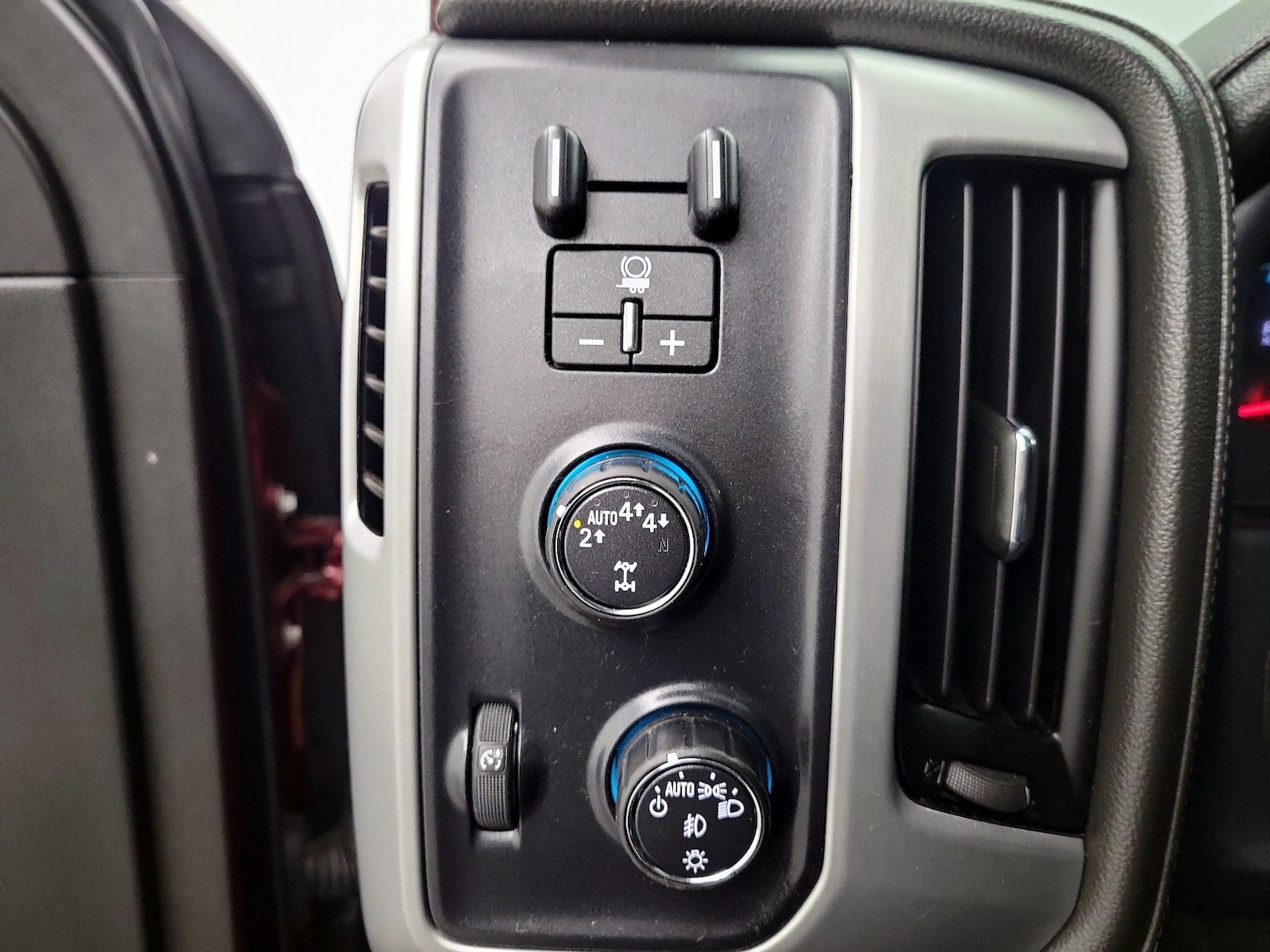 2017 GMC Sierra 1500 SLT - Photo 14