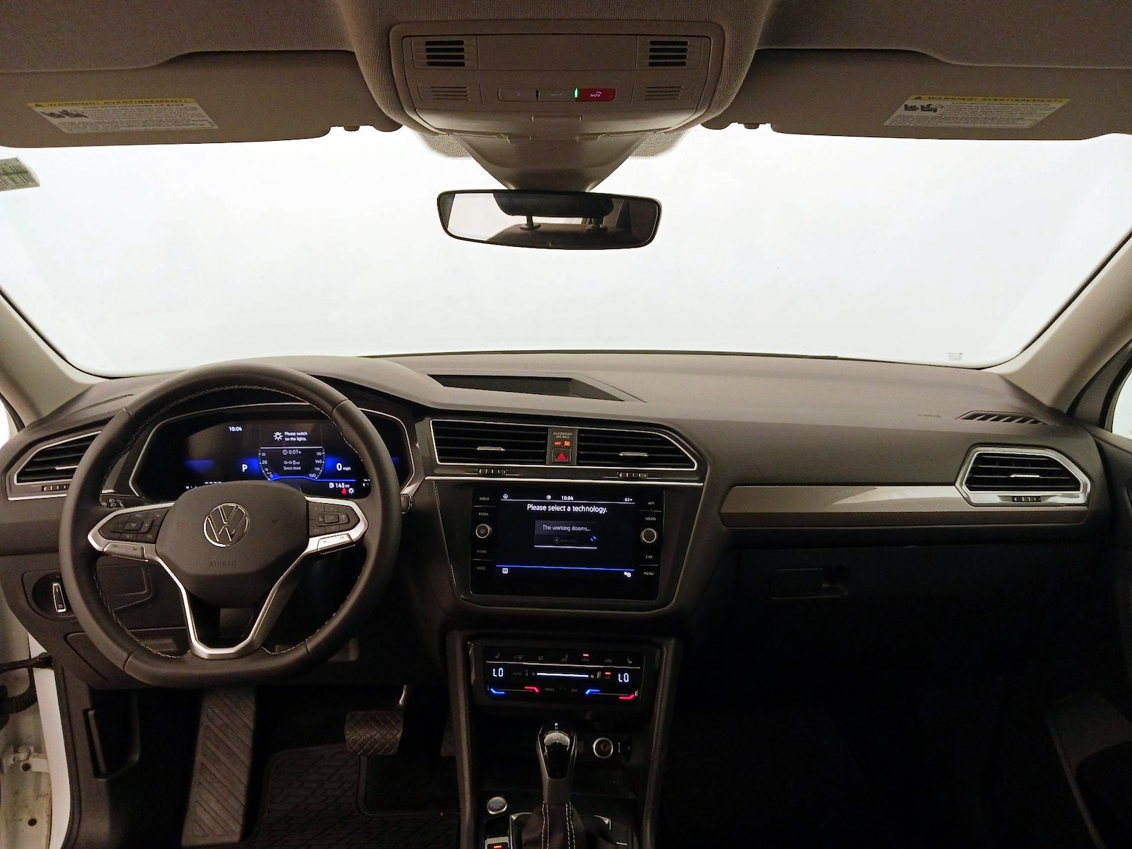 2023 Volkswagen Tiguan SE - Photo 10