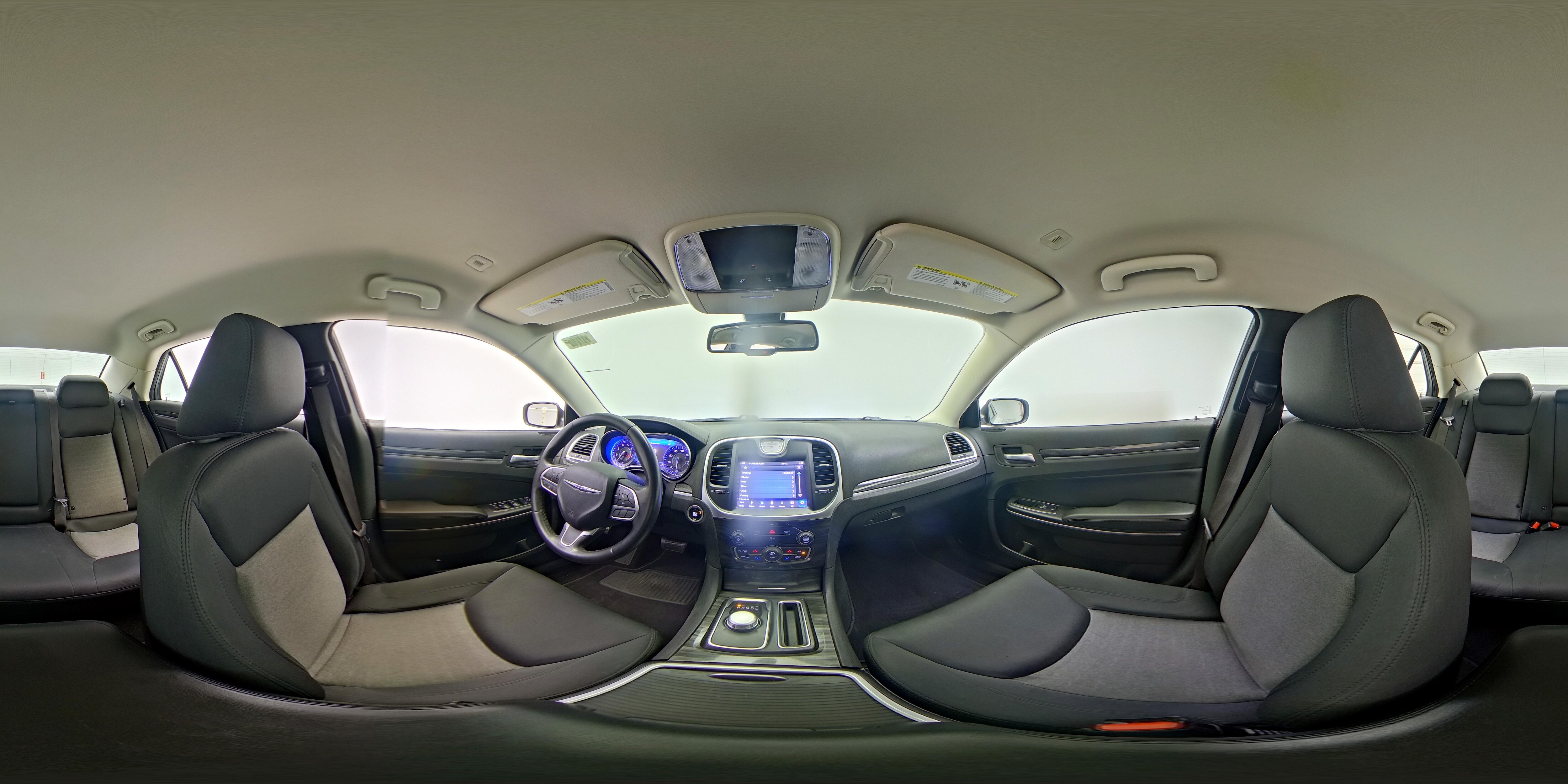 2019 Chrysler 300 Touring - Photo 24