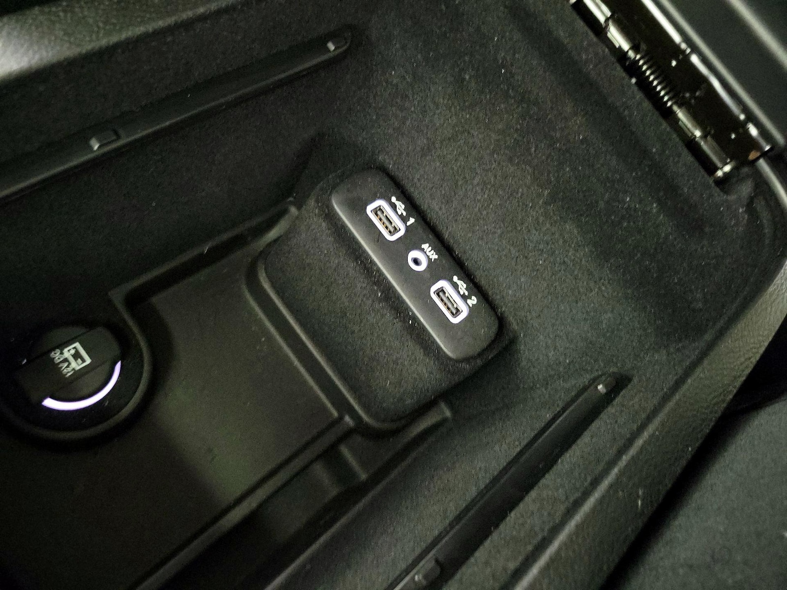2019 Chrysler 300 Touring - Photo 19