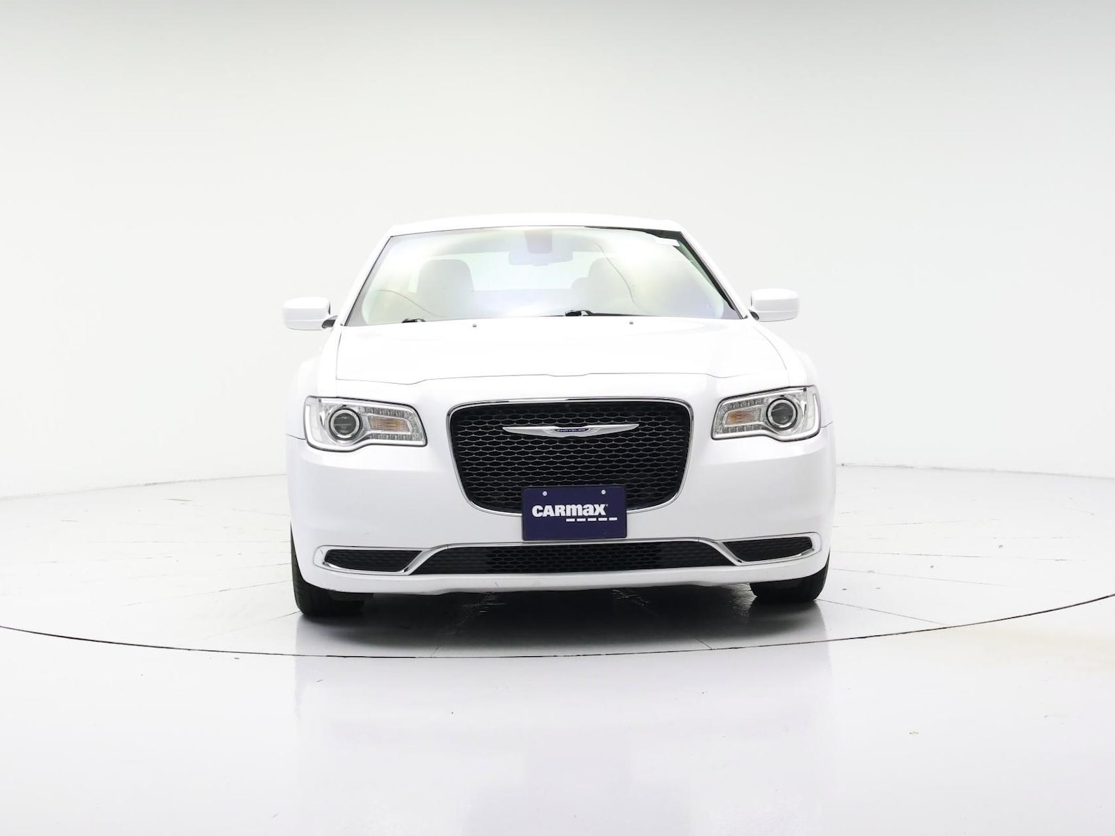 2019 Chrysler 300 Touring - Photo 6