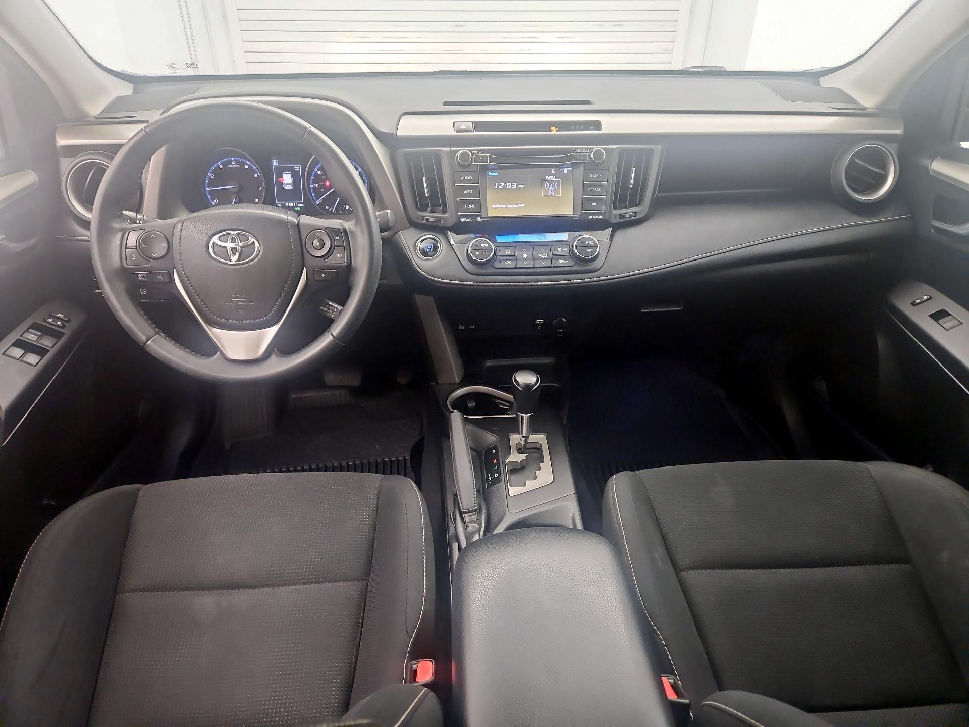 Thumbnail: 2017 Toyota RAV4 - 9