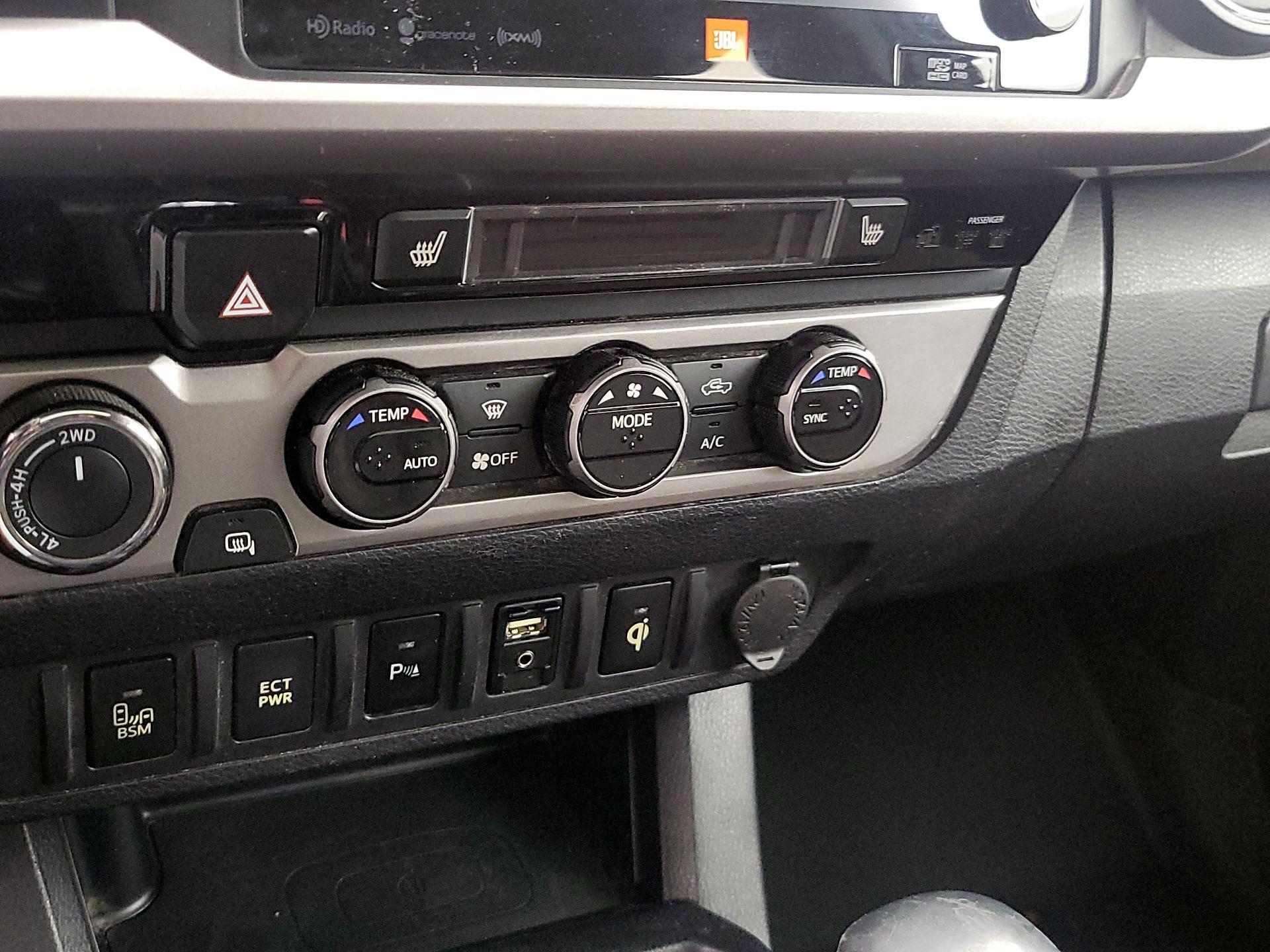 Thumbnail: 2017 Toyota Tacoma - 17