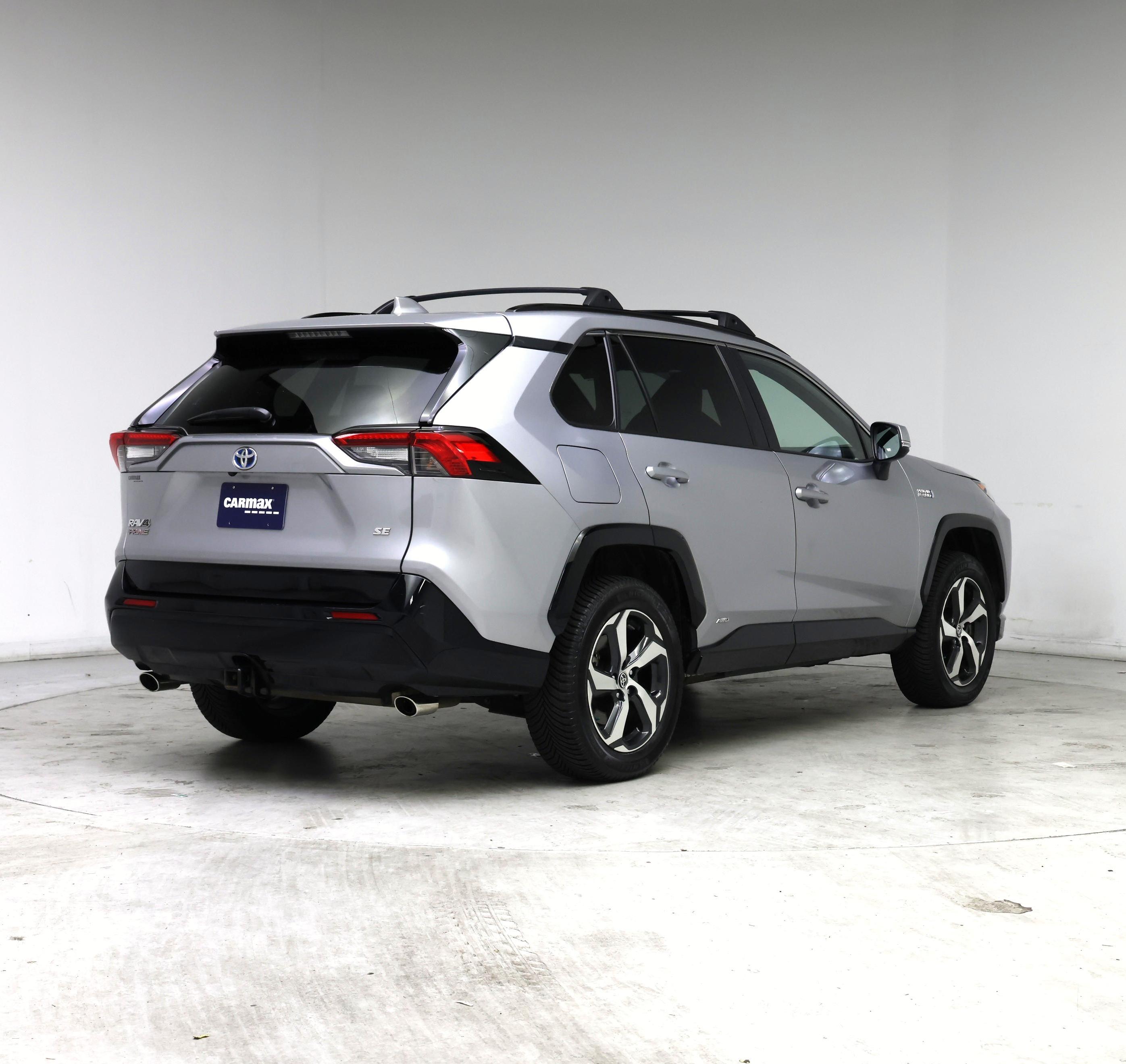 Thumbnail: 2021 Toyota RAV4 - 8