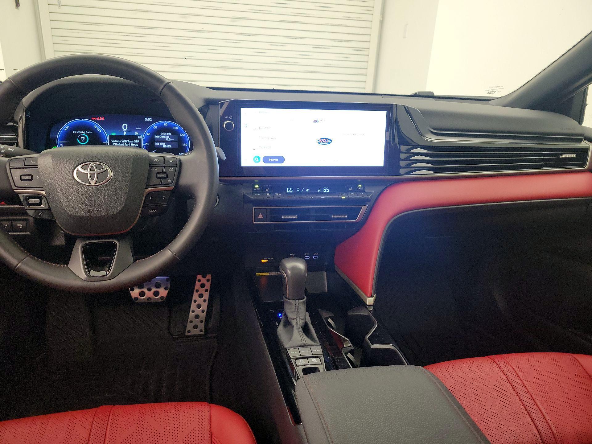 Thumbnail: 2025 Toyota Camry - 9