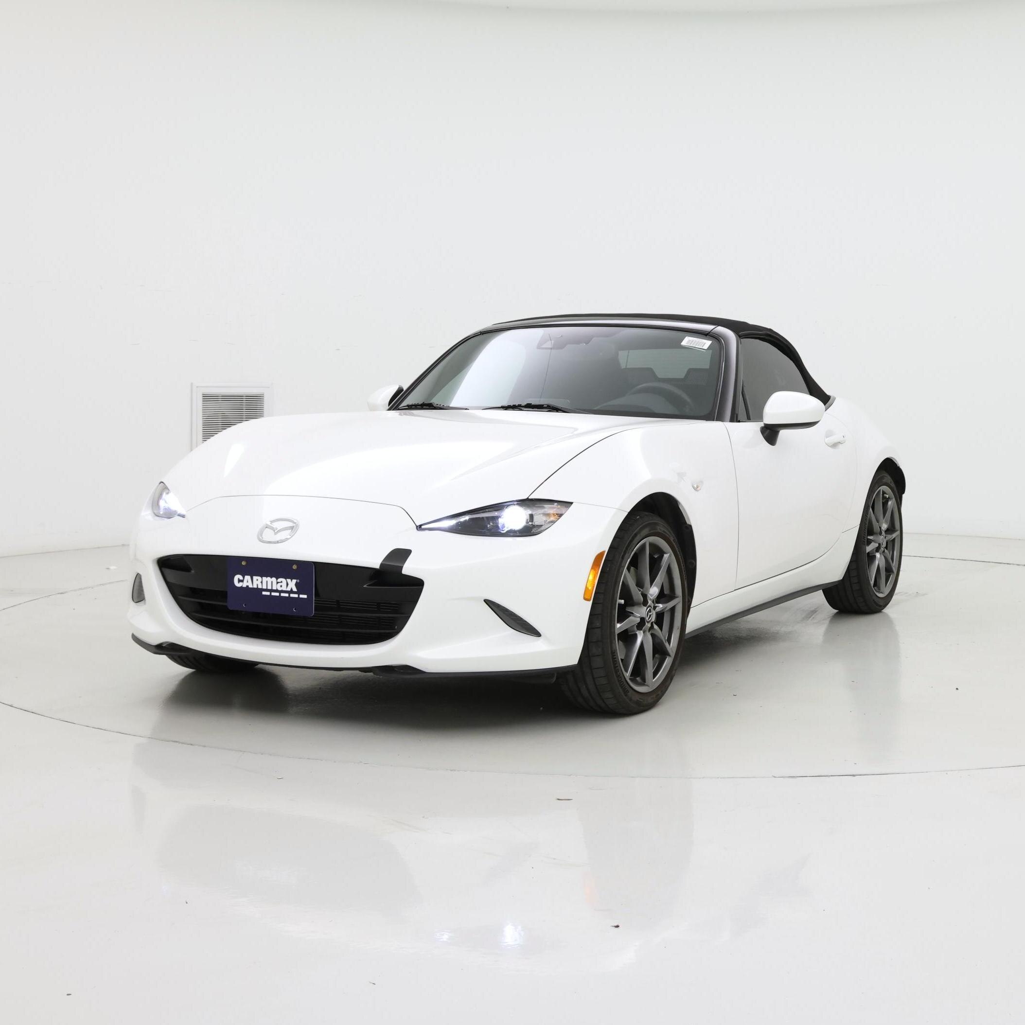 Thumbnail: 2016 Mazda MX-5 Miata - 4
