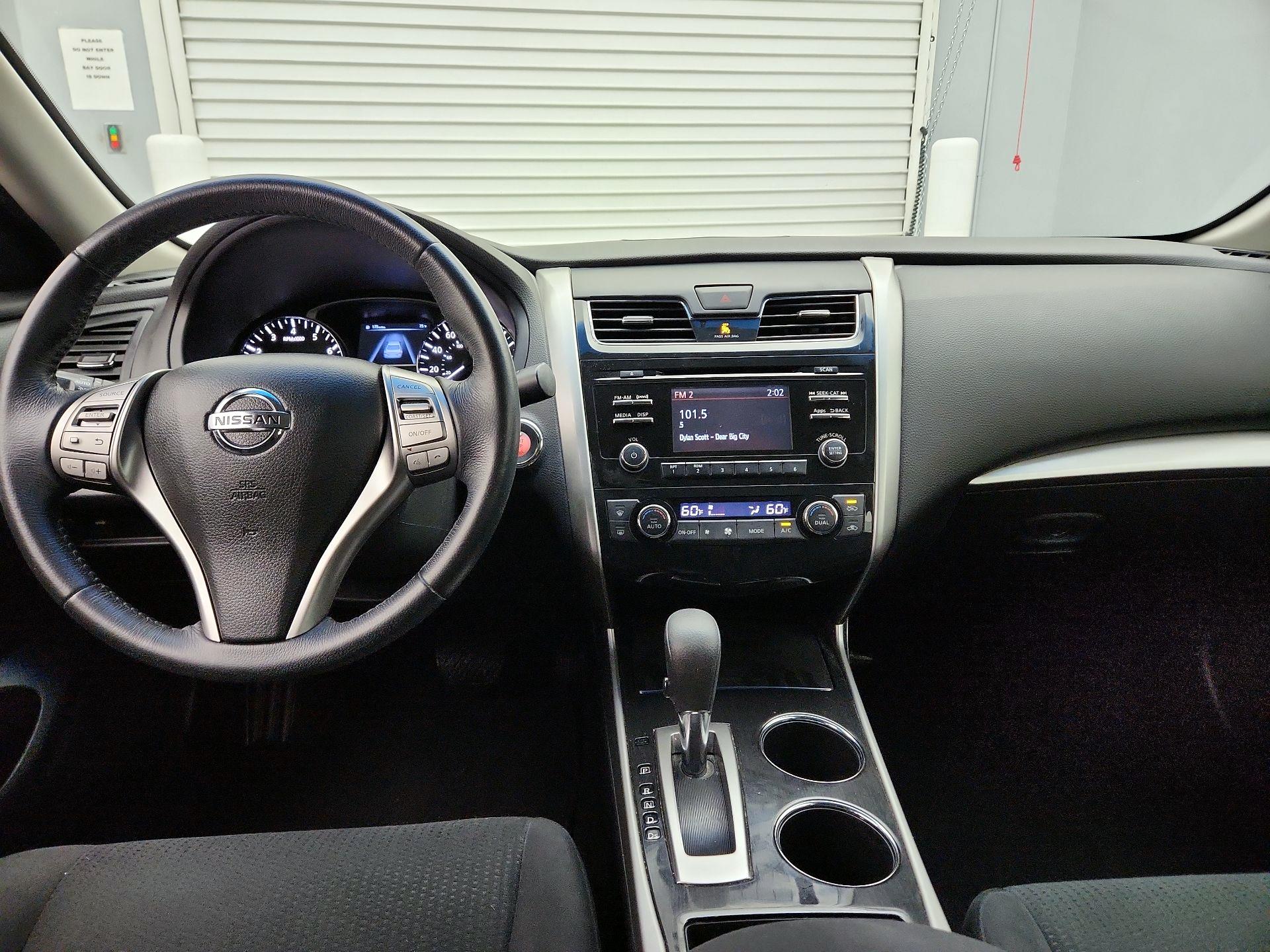Thumbnail: 2014 Nissan Altima - 9