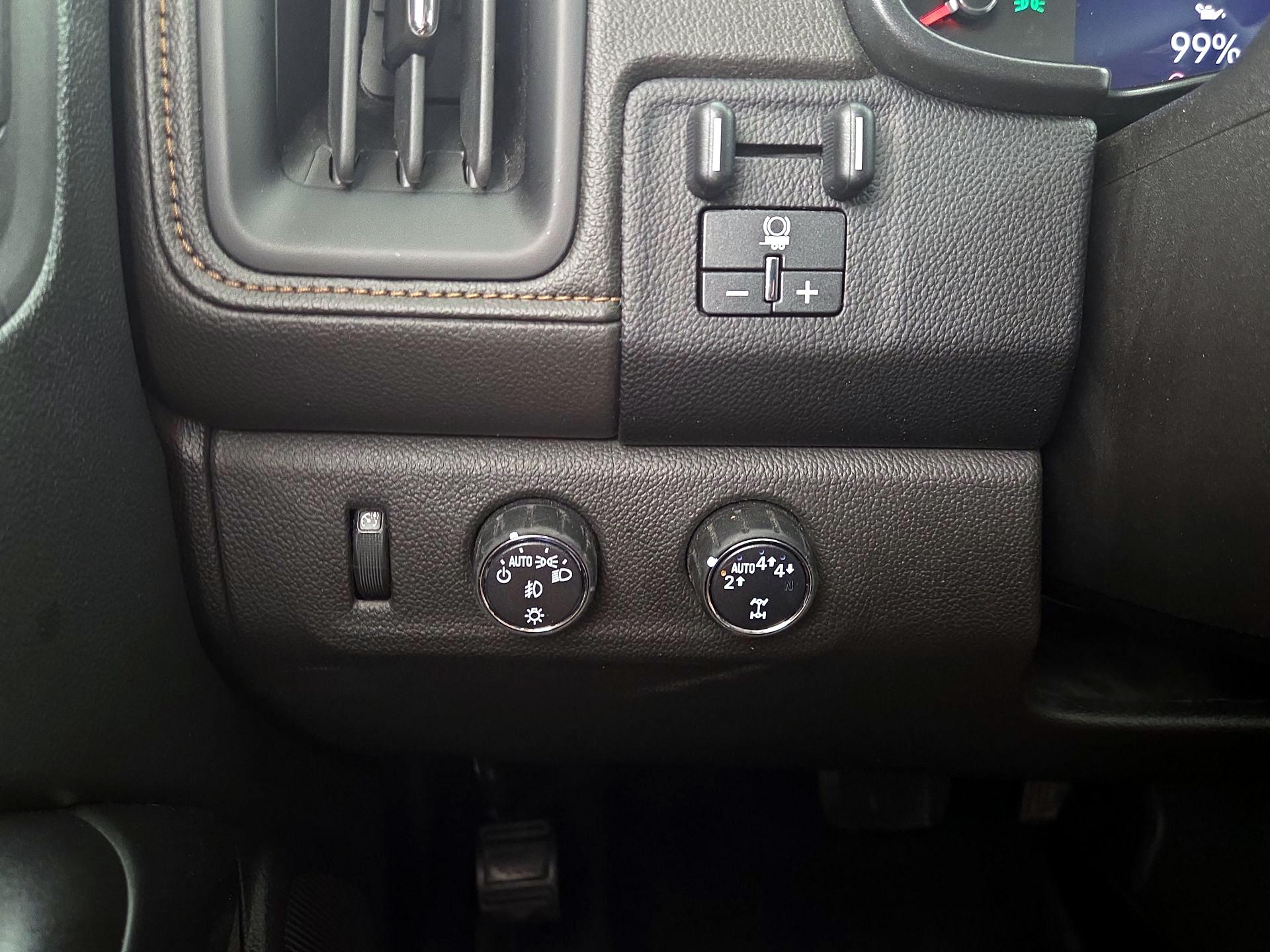 Thumbnail: 2021 GMC Canyon - 13