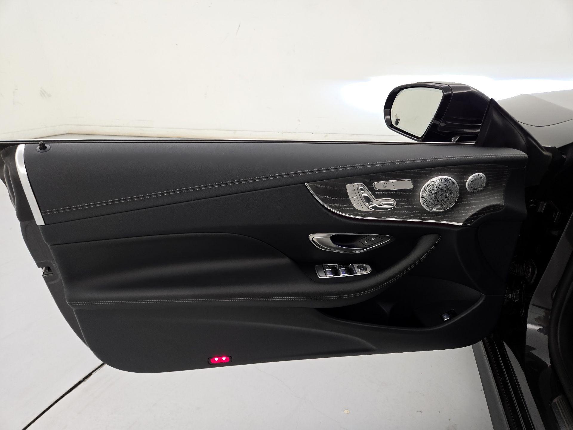 Thumbnail: 2021 Mercedes-Benz E-Class - 12