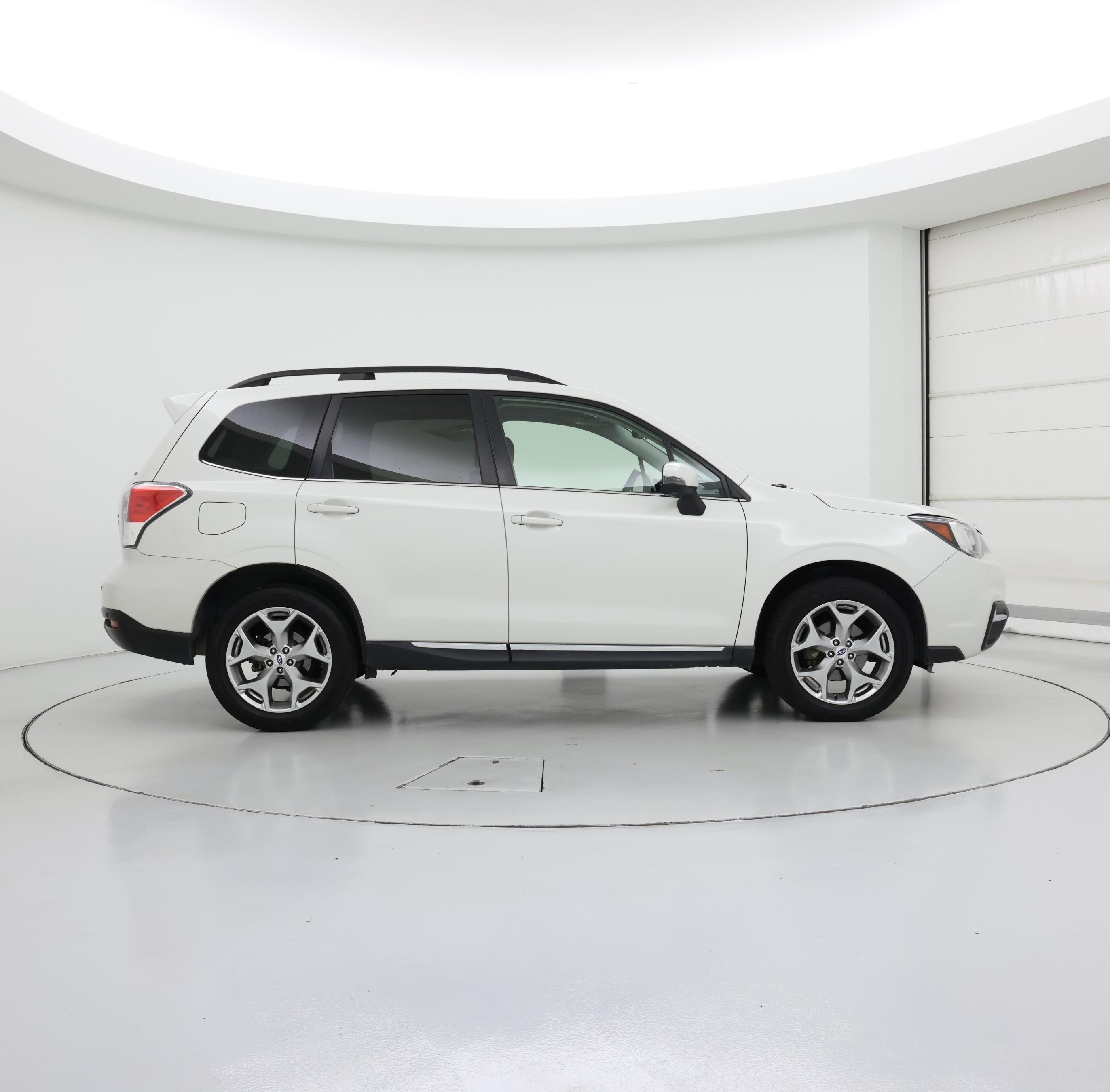 Thumbnail: 2017 Subaru Forester - 7