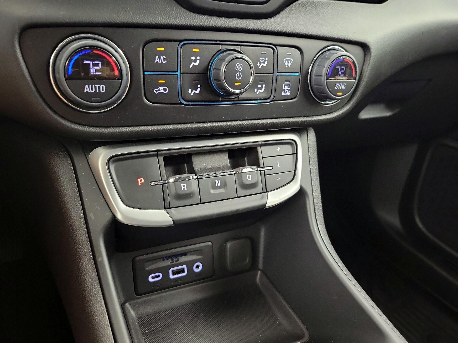 Thumbnail: 2024 GMC Terrain - 17