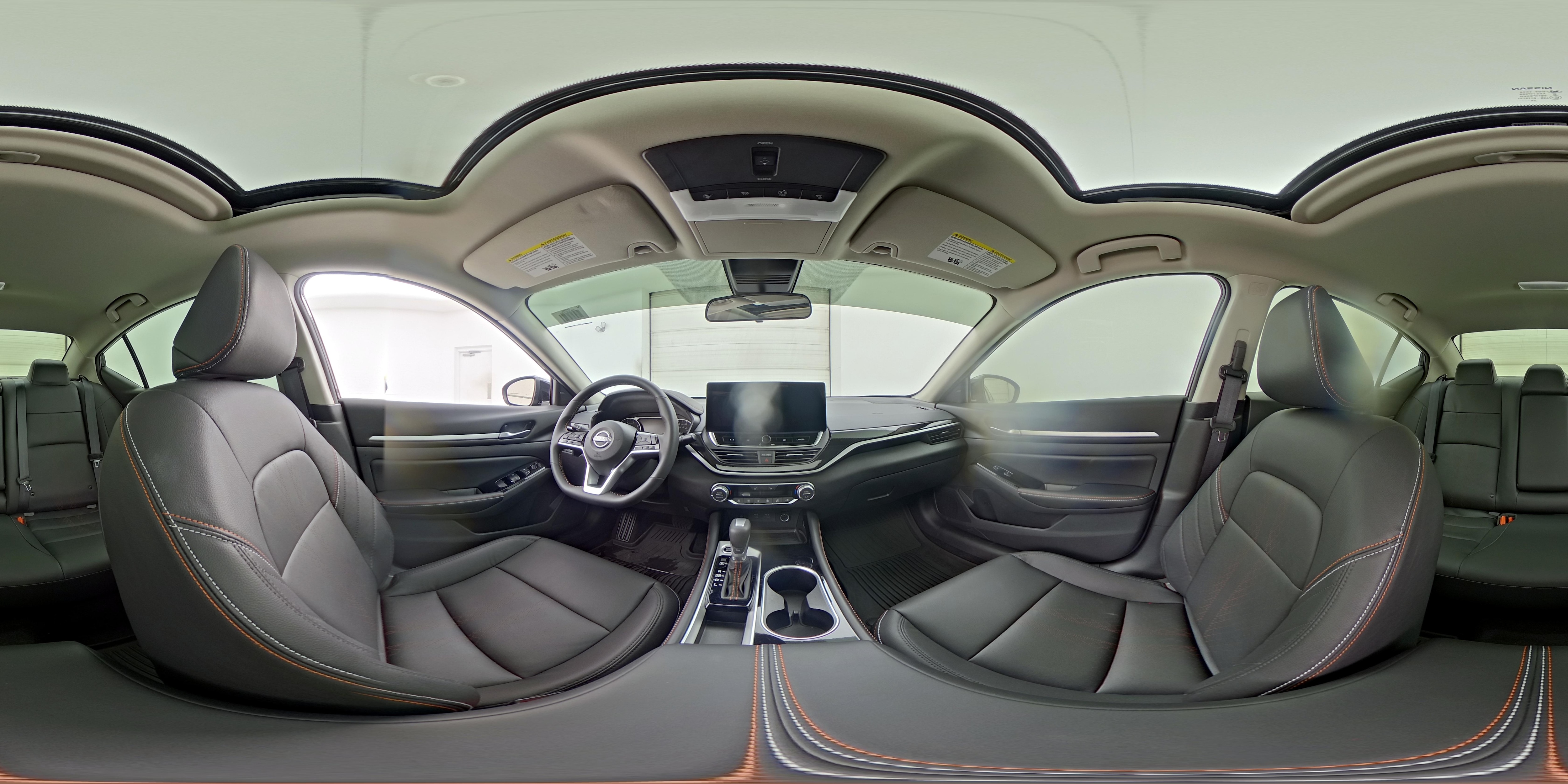 2025 Nissan Altima SR - Photo 25