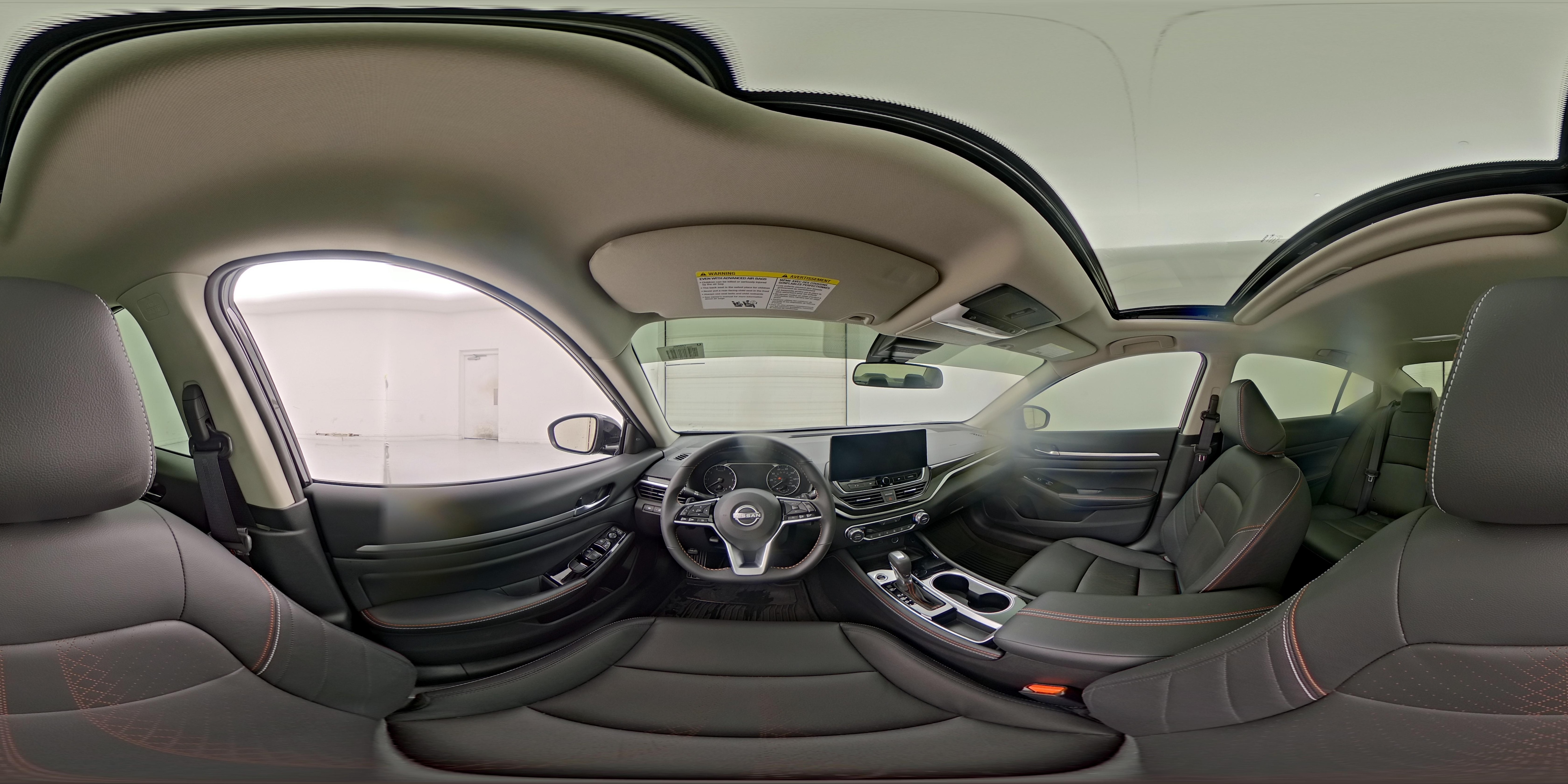 2025 Nissan Altima SR - Photo 27