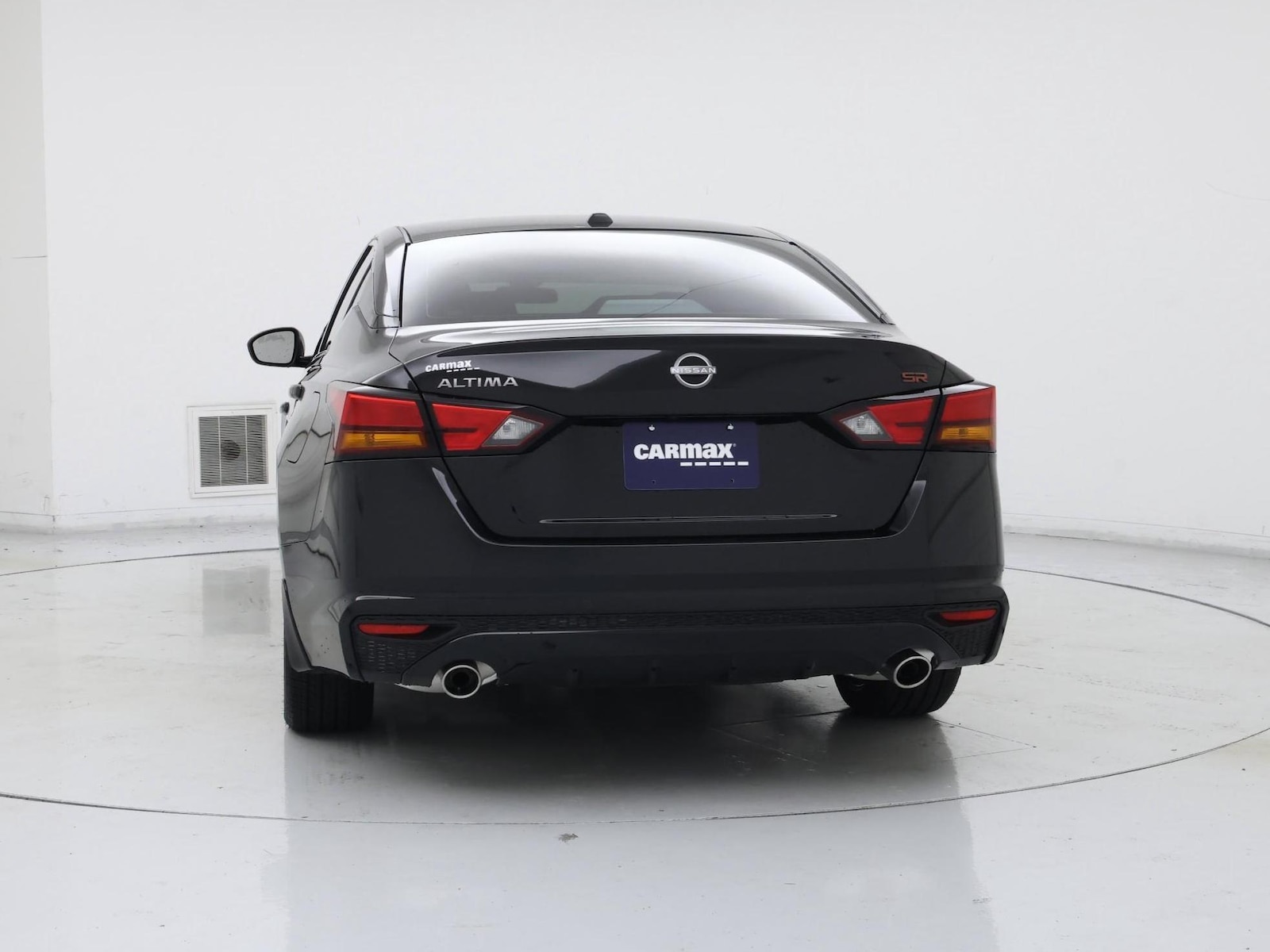 2025 Nissan Altima SR - Photo 7