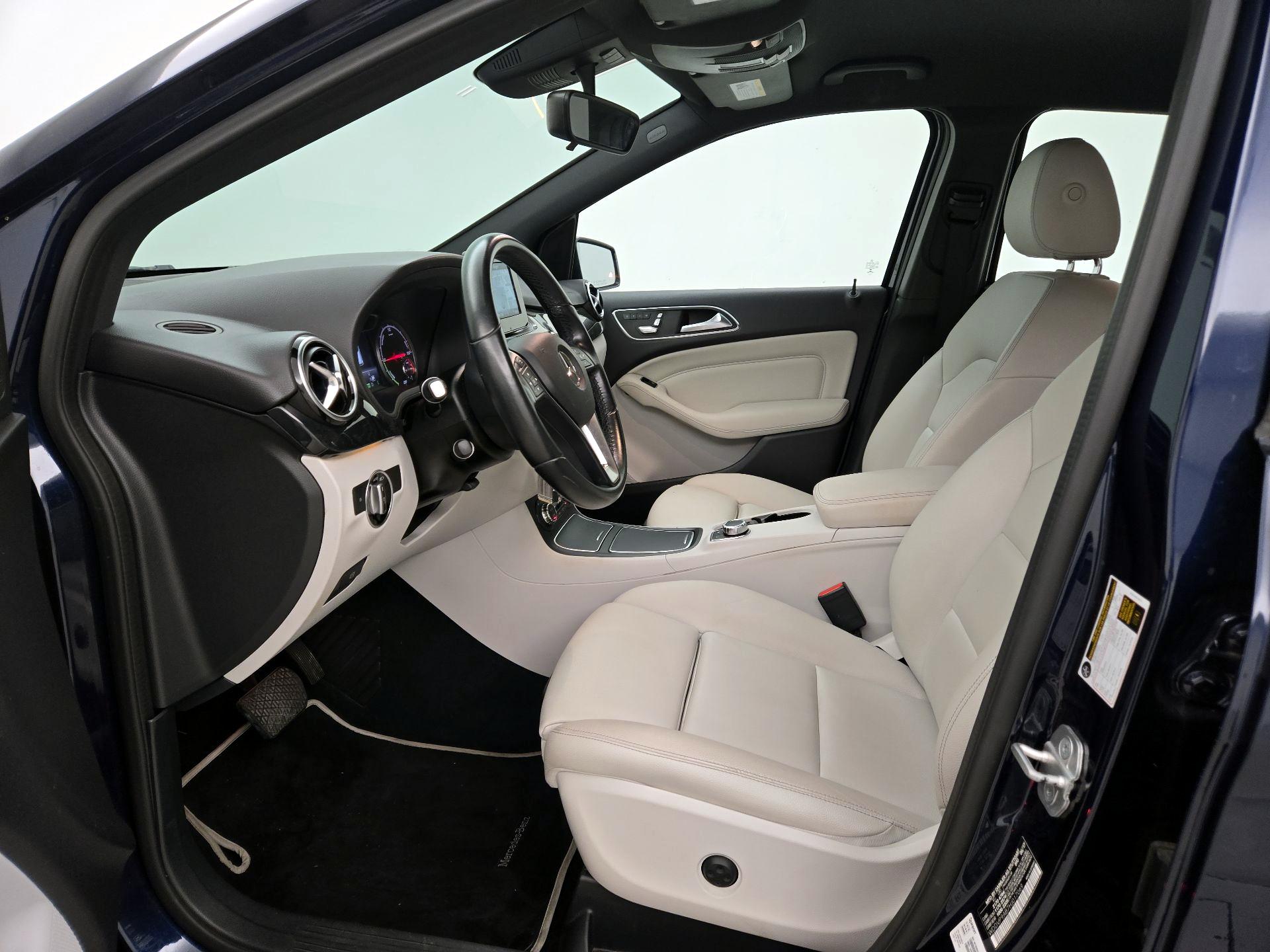 Thumbnail: 2017 Mercedes-Benz B-Class - 11