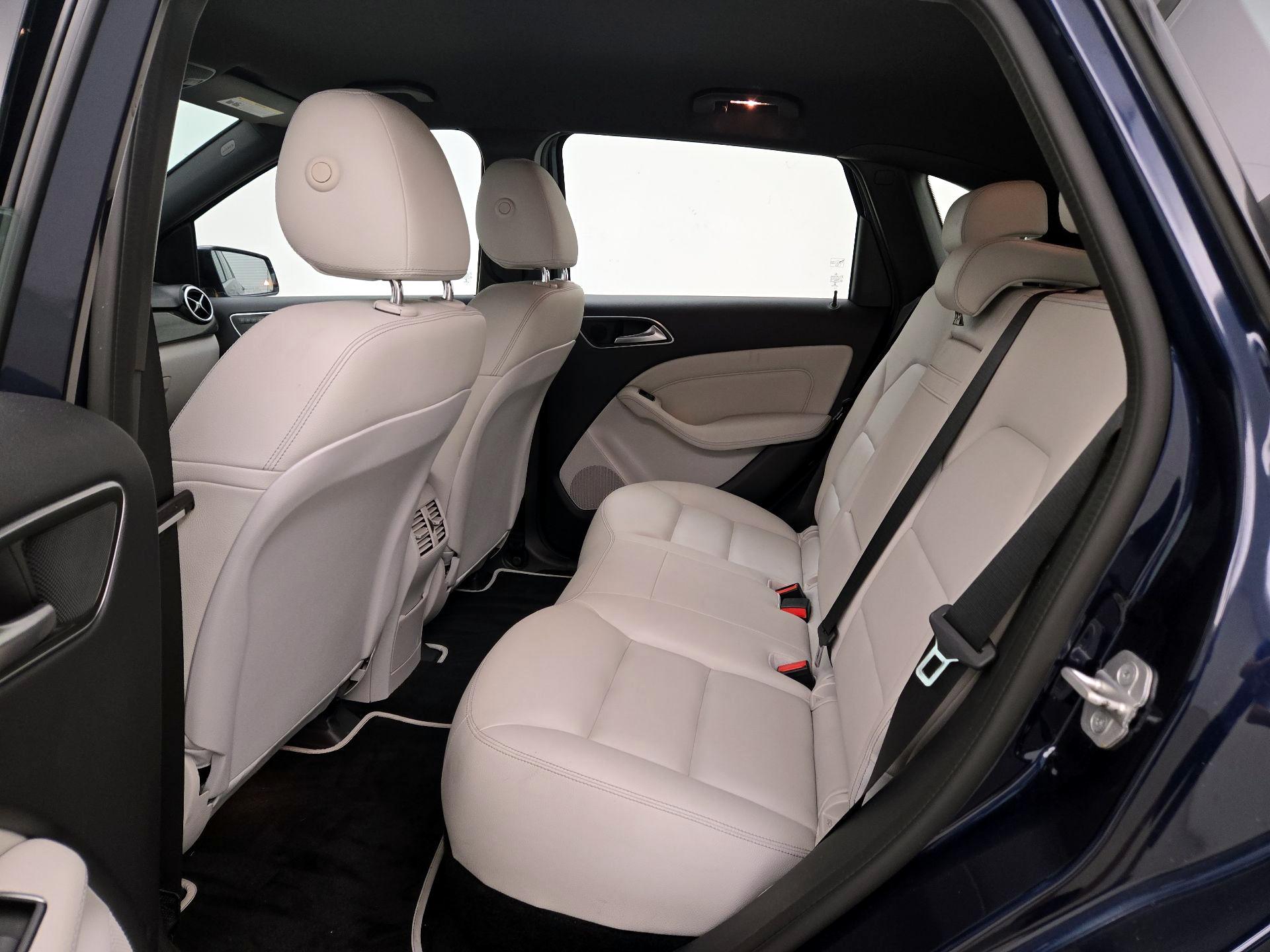 Thumbnail: 2017 Mercedes-Benz B-Class - 20