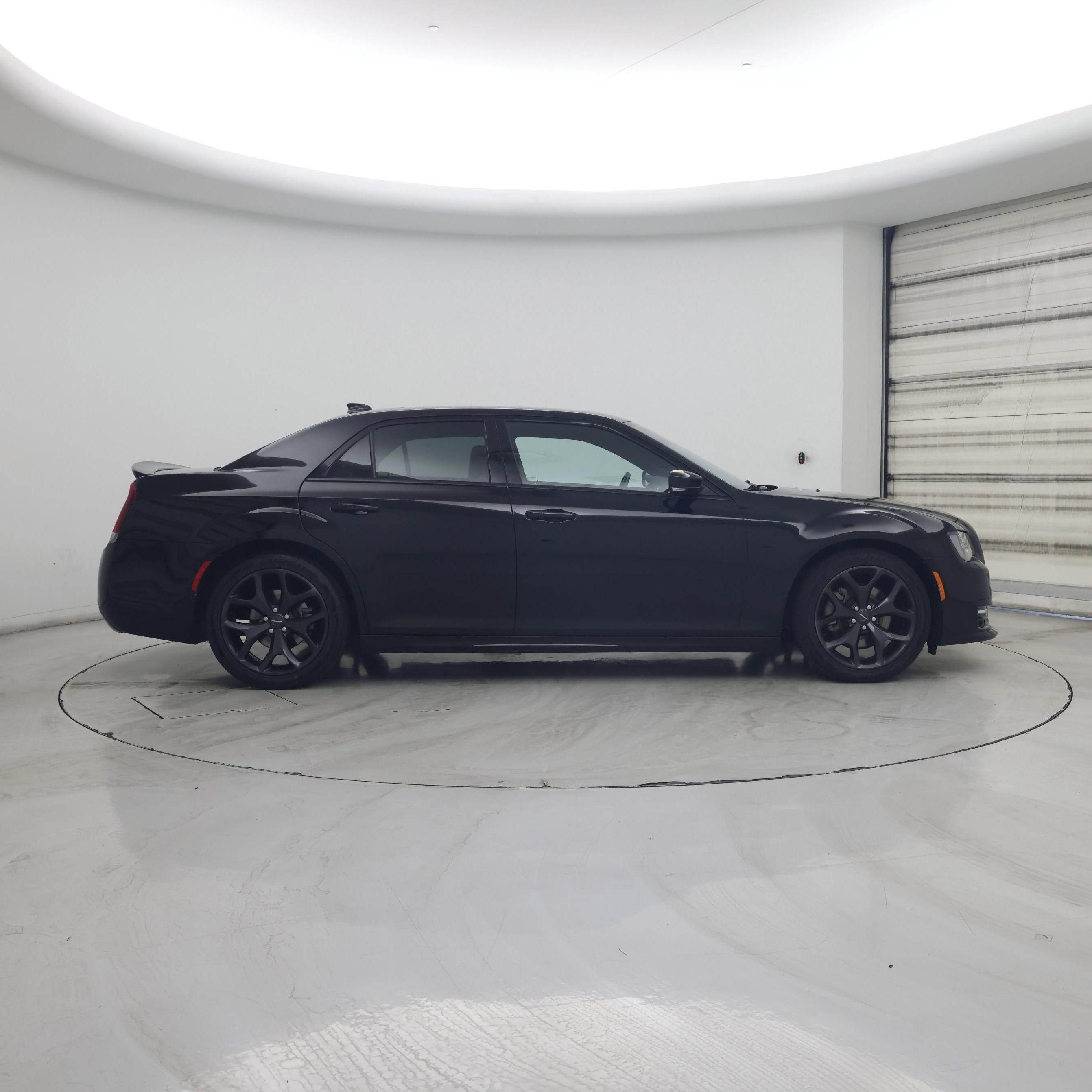 Thumbnail: 2021 Chrysler 300 - 7