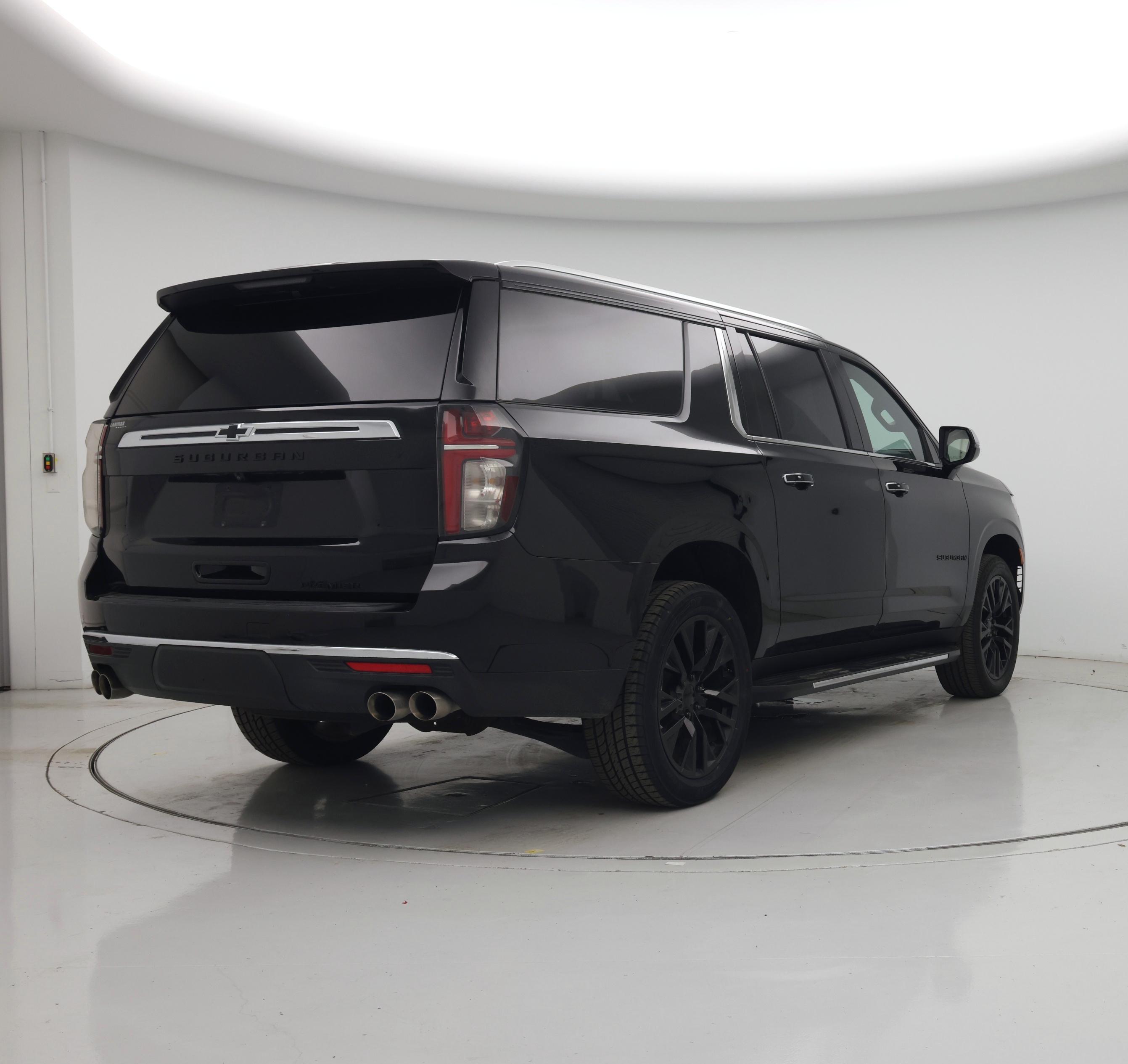 Thumbnail: 2023 Chevrolet Suburban - 8